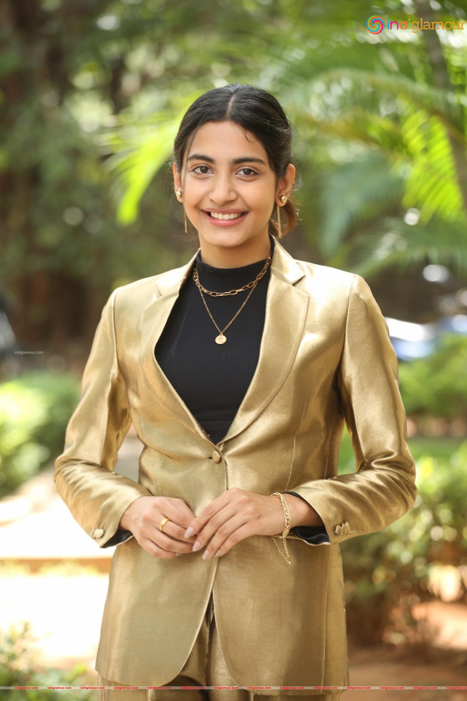 Pragati Shrivatsav Actress hd photo