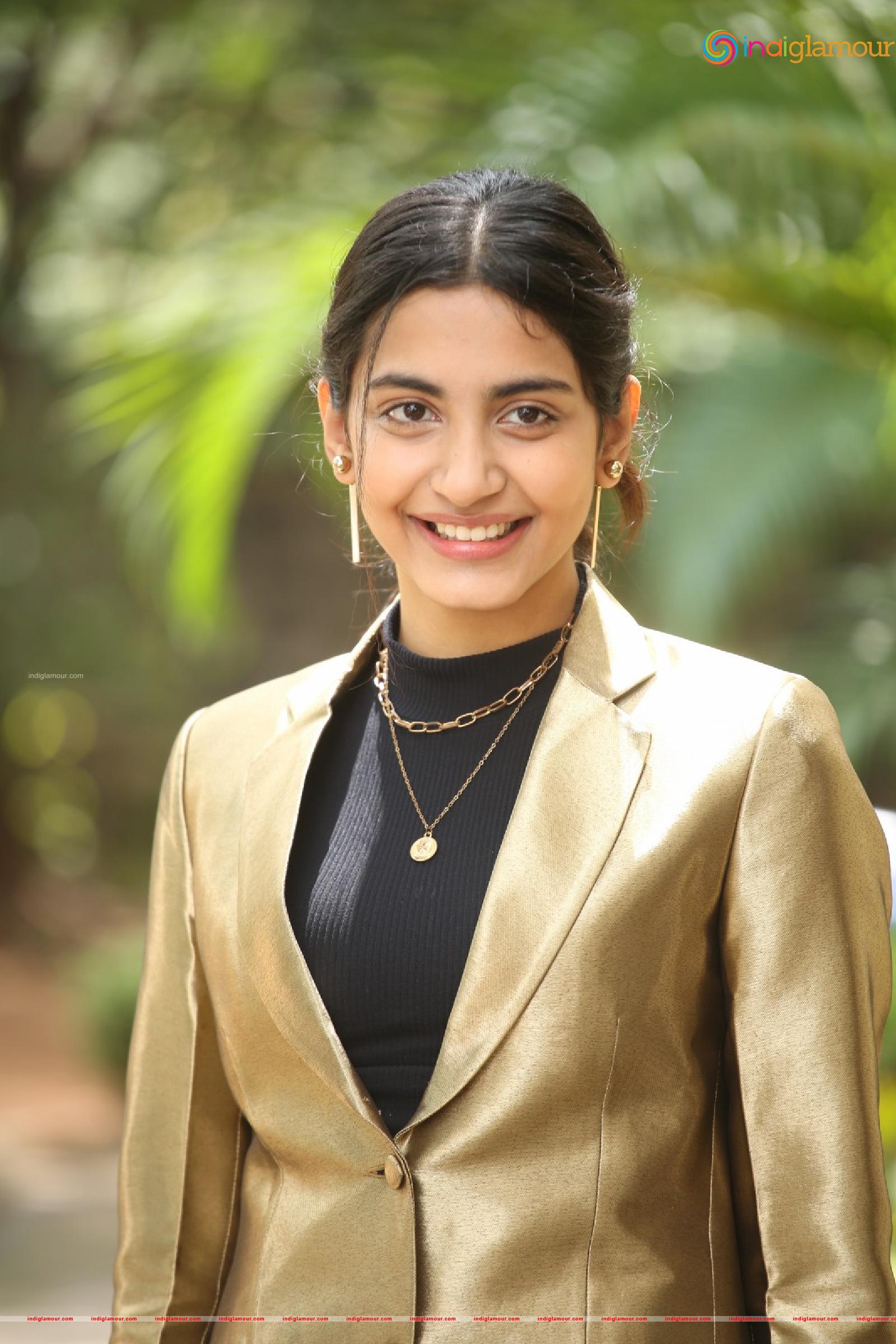 Pragati Shrivatsav Actress hd photo