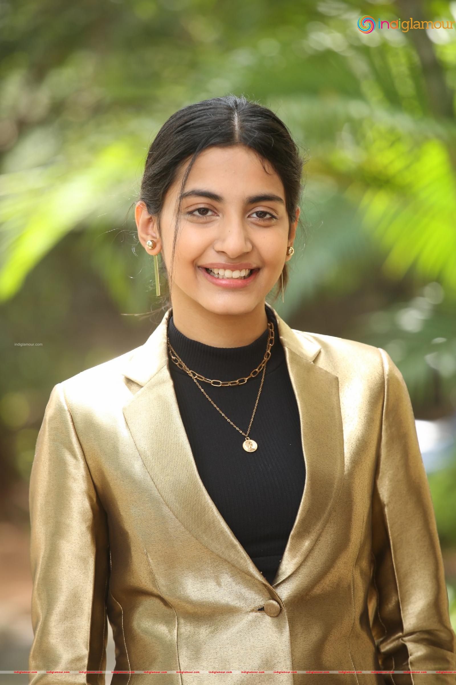 Pragati Shrivatsav Actress hd photo