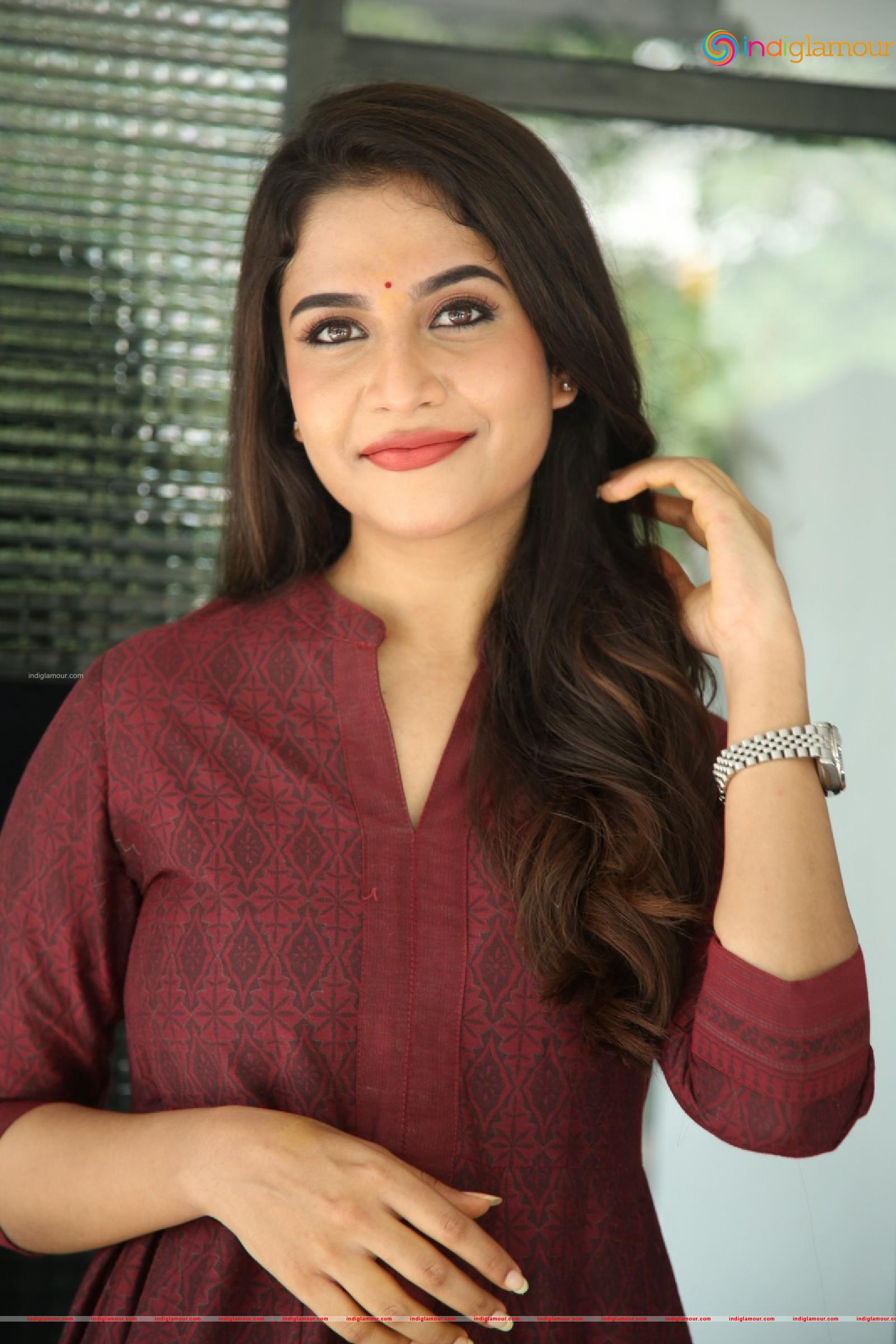 Sampadaah Nagesh Actress hd photo