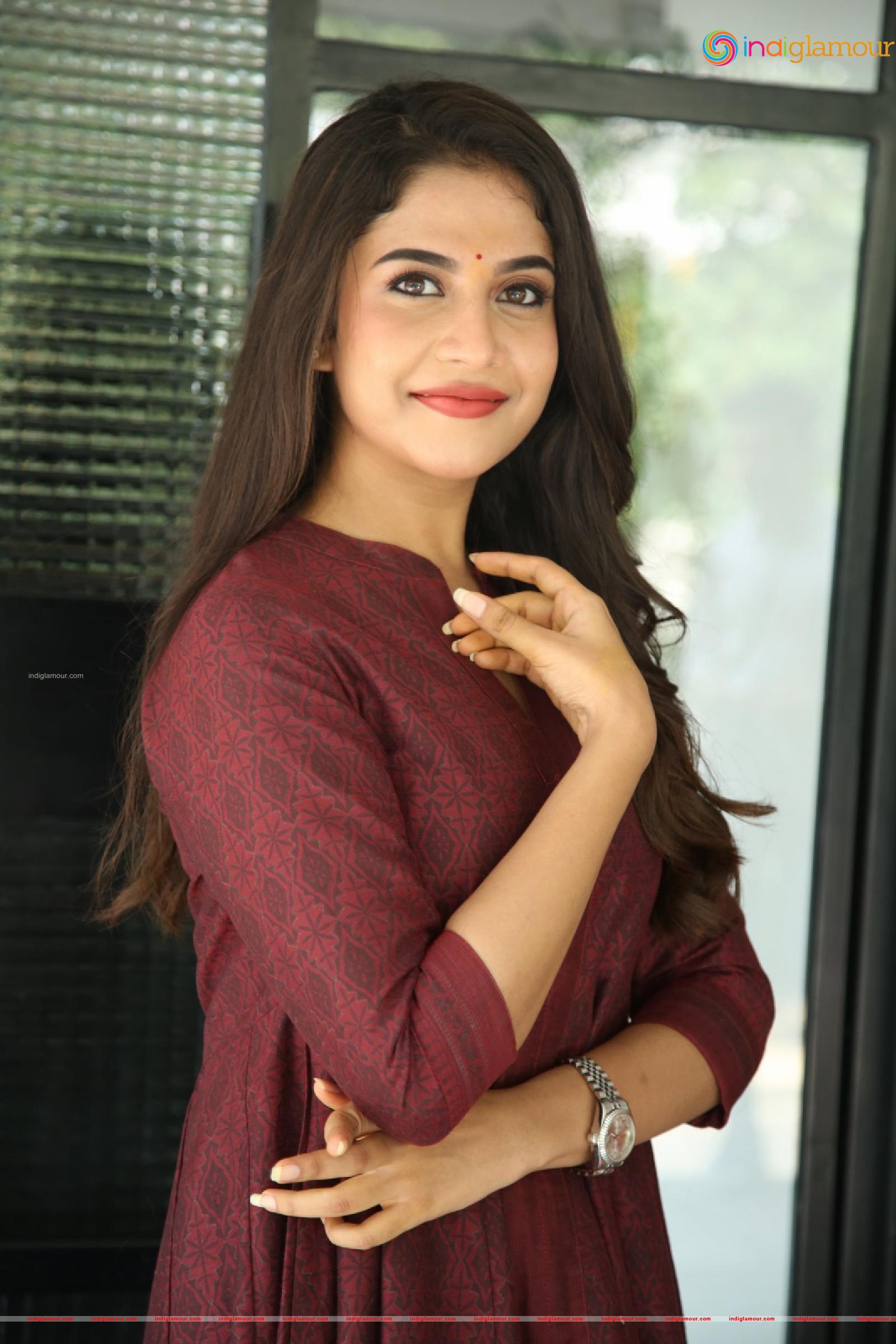 Sampadaah Nagesh Actress hd photo