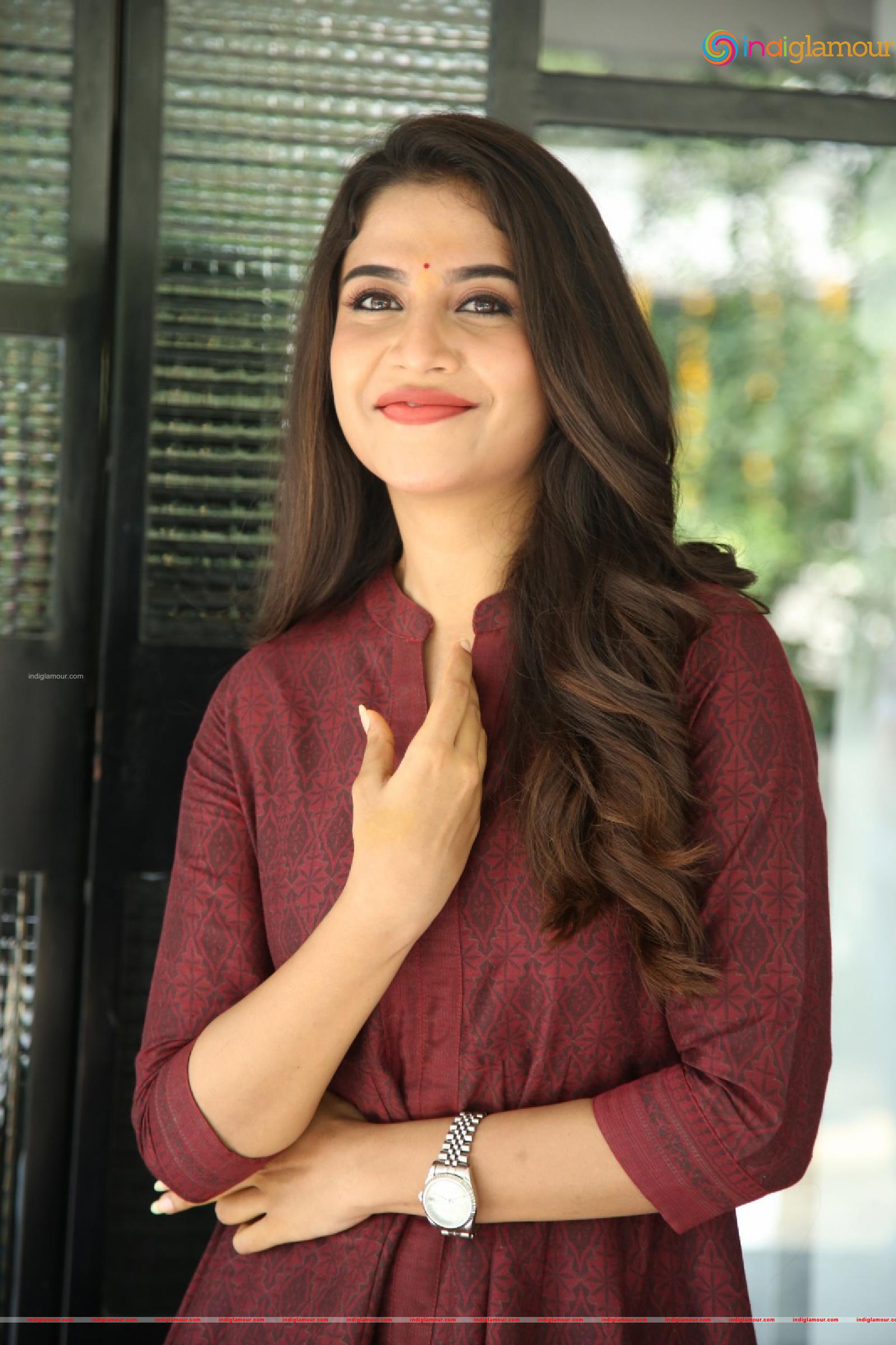 Sampadaah Nagesh Actress hd photo