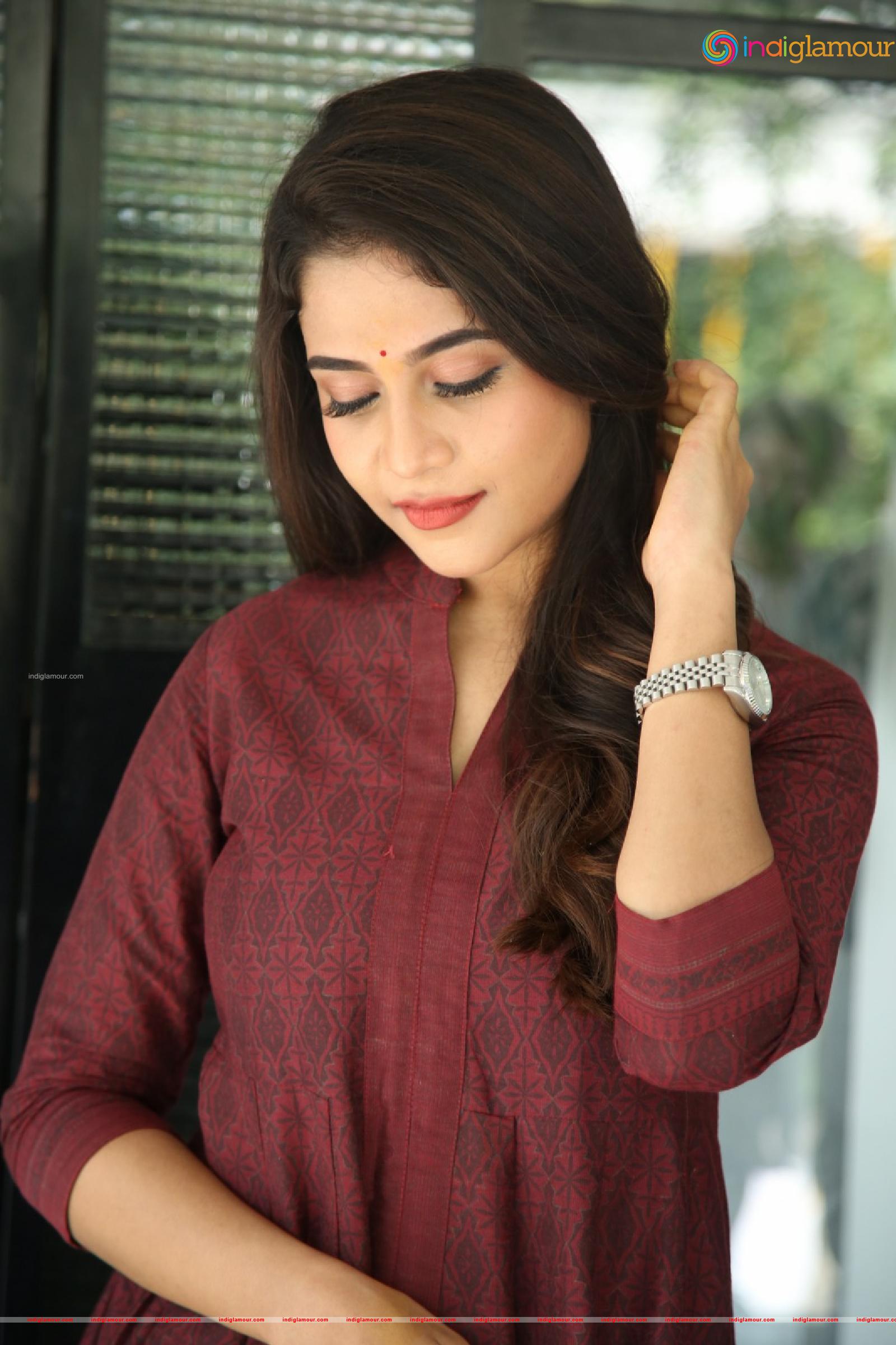 Sampadaah Nagesh Actress hd photo