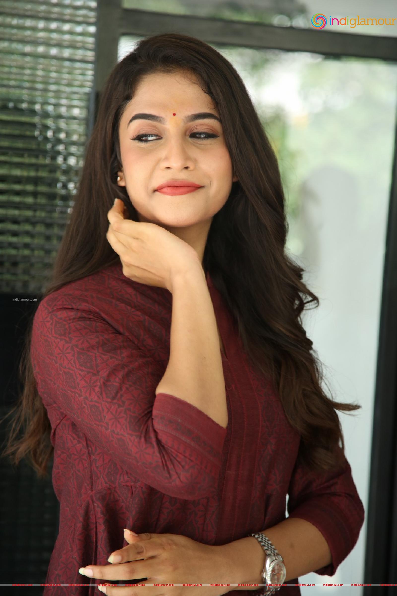 Sampadaah Nagesh Actress hd photo