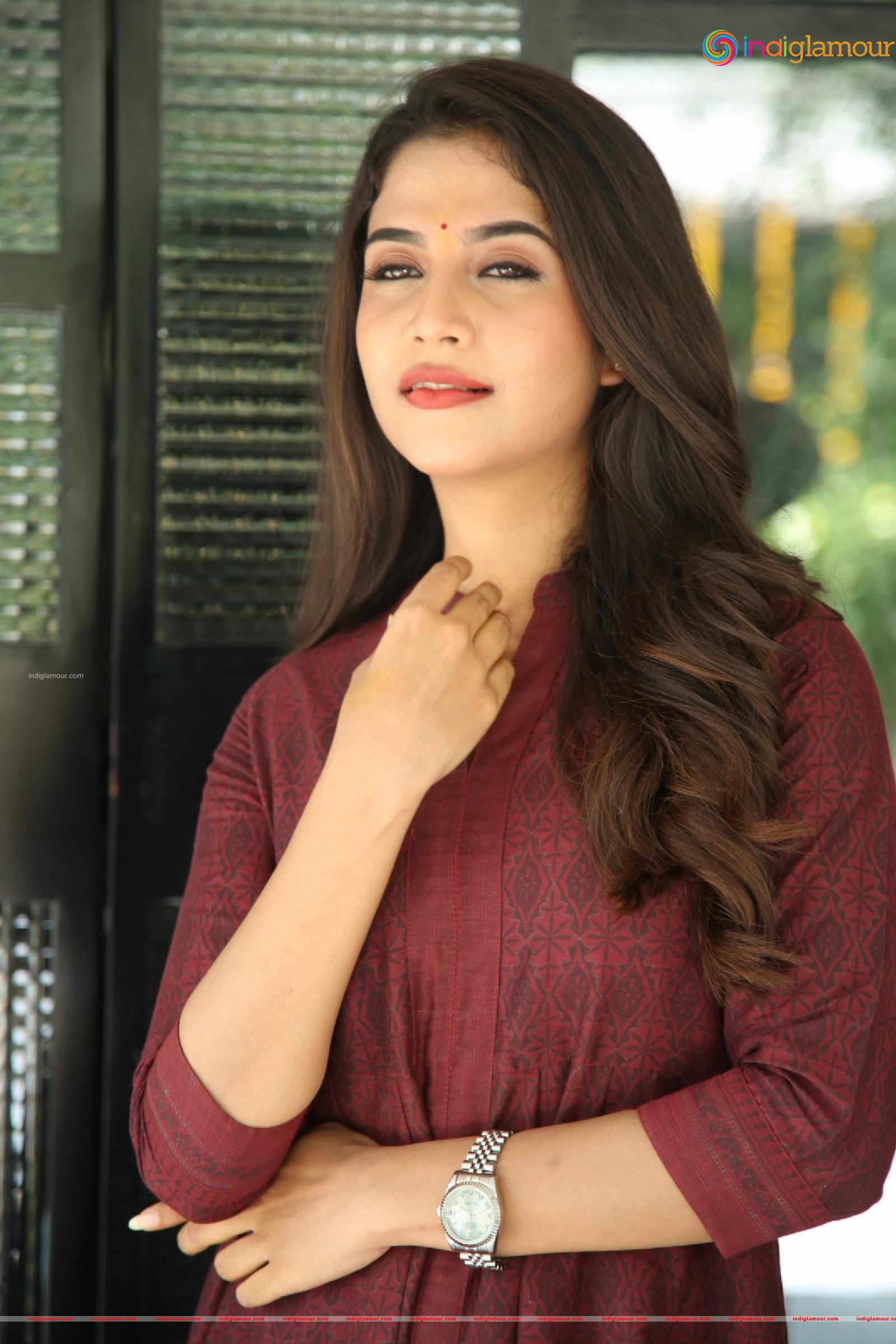 Sampadaah Nagesh Actress hd photo
