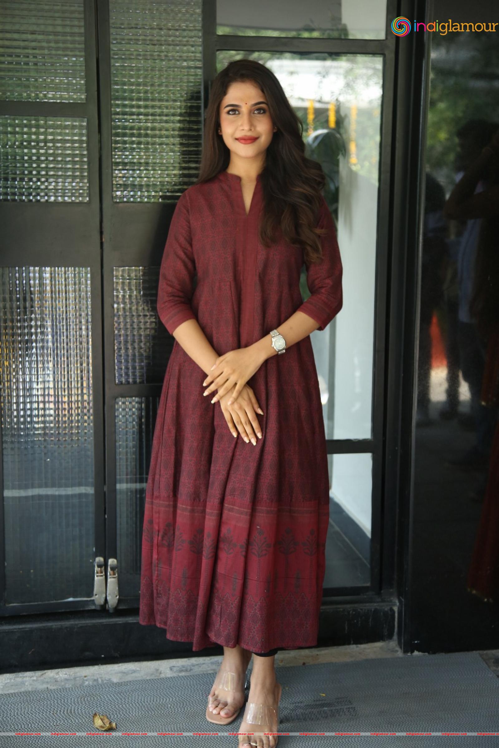 Sampadaah Nagesh Actress hd photo