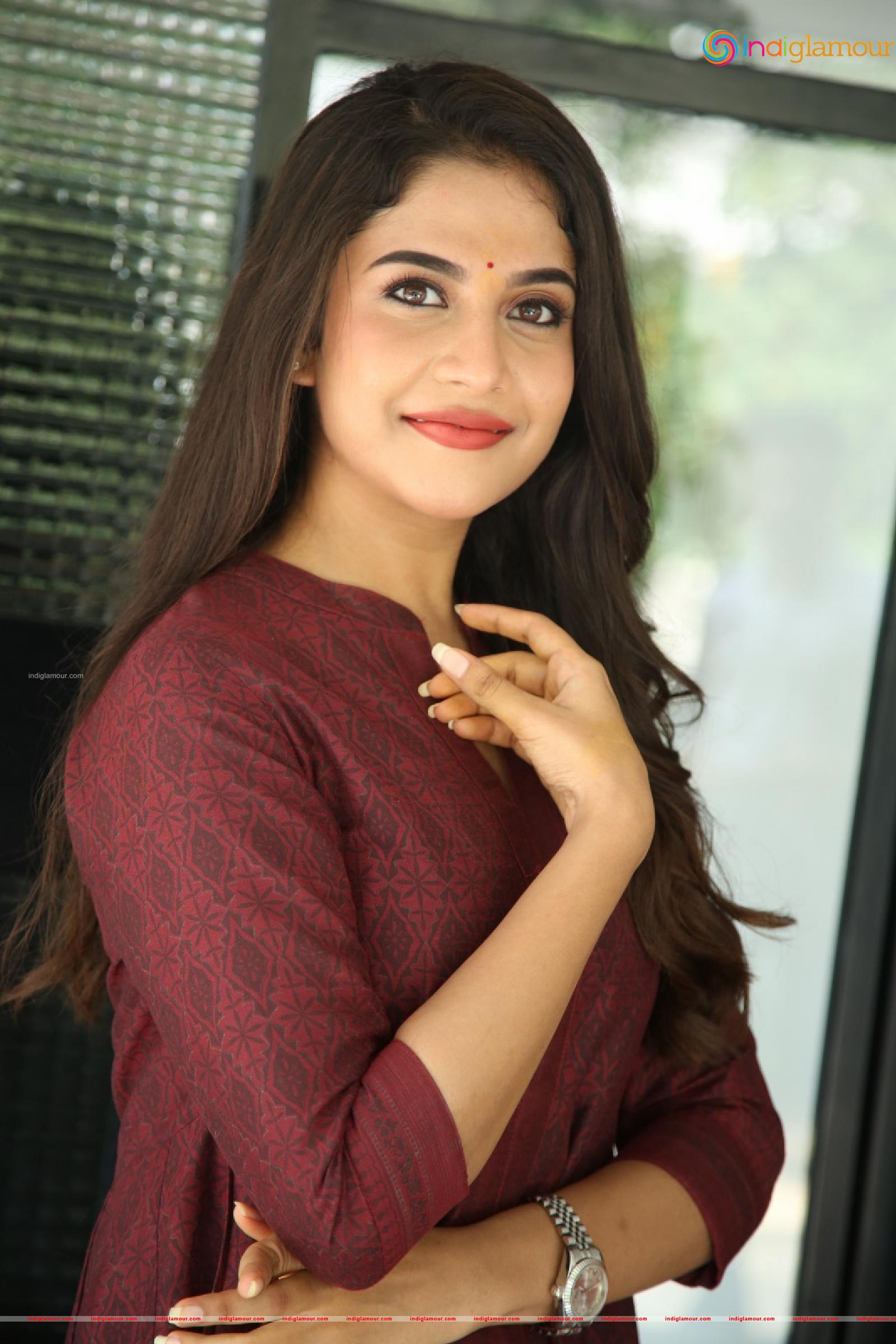 Sampadaah Nagesh Actress hd photo