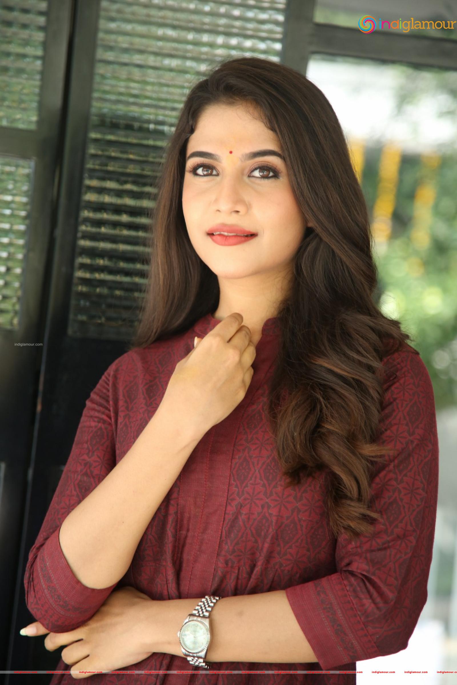 Sampadaah Nagesh Actress hd photo