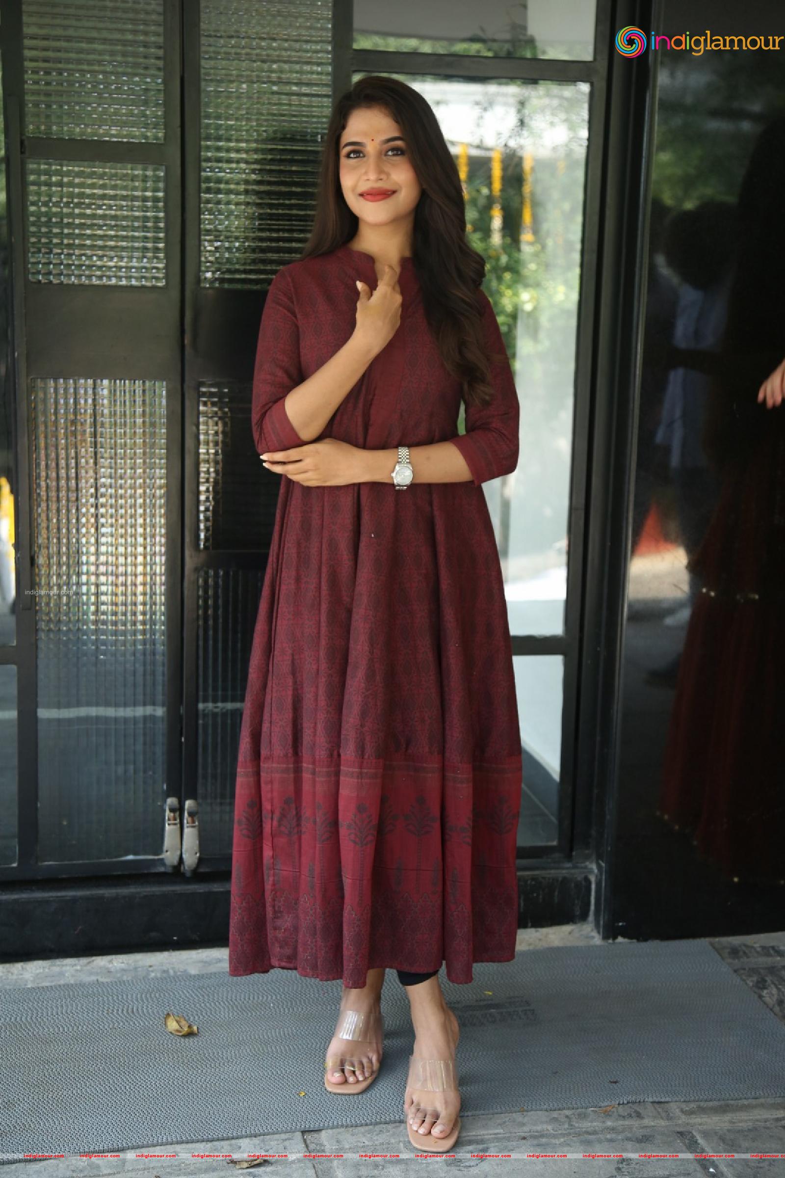 Sampadaah Nagesh Actress hd photo