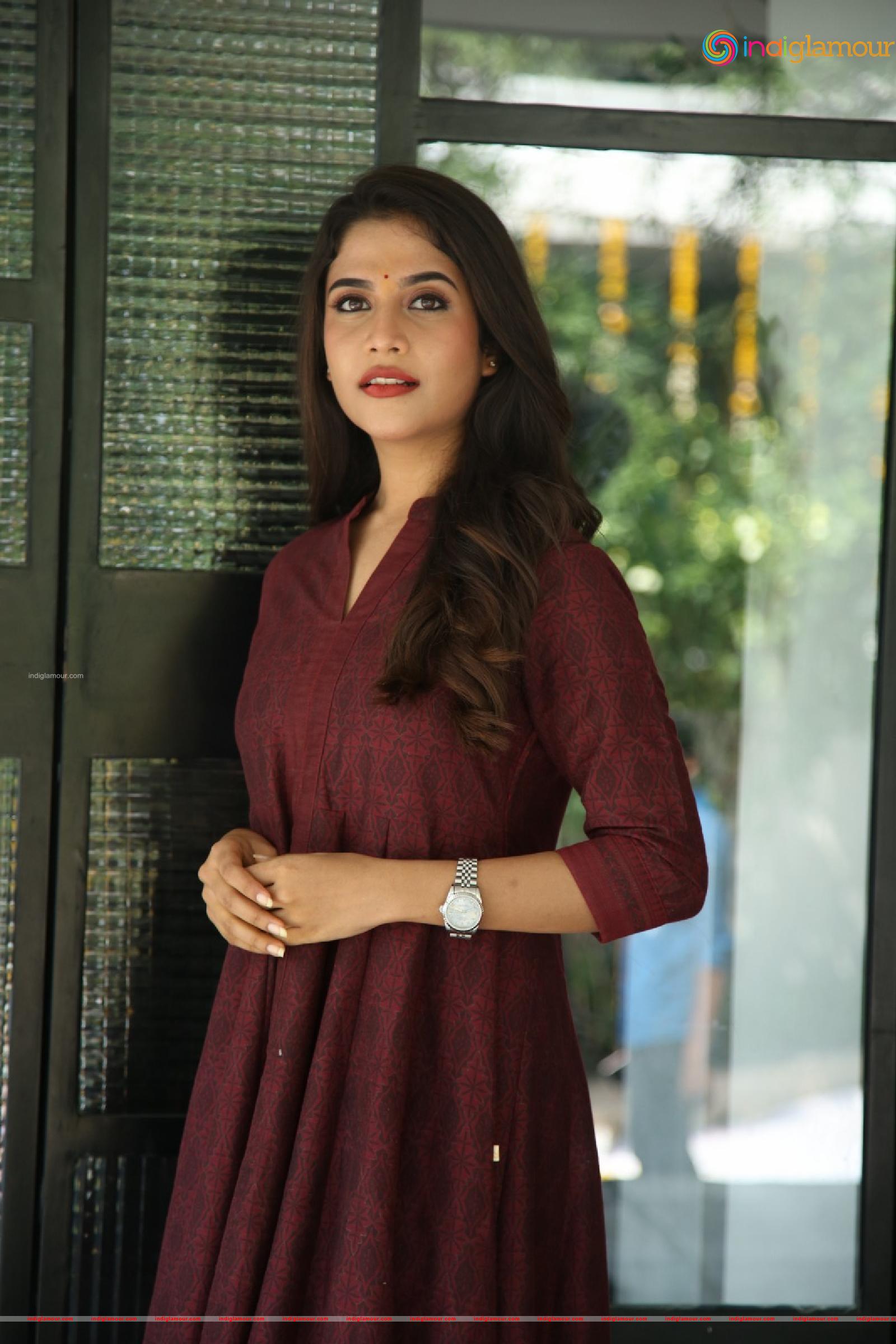 Sampadaah Nagesh Actress hd photo