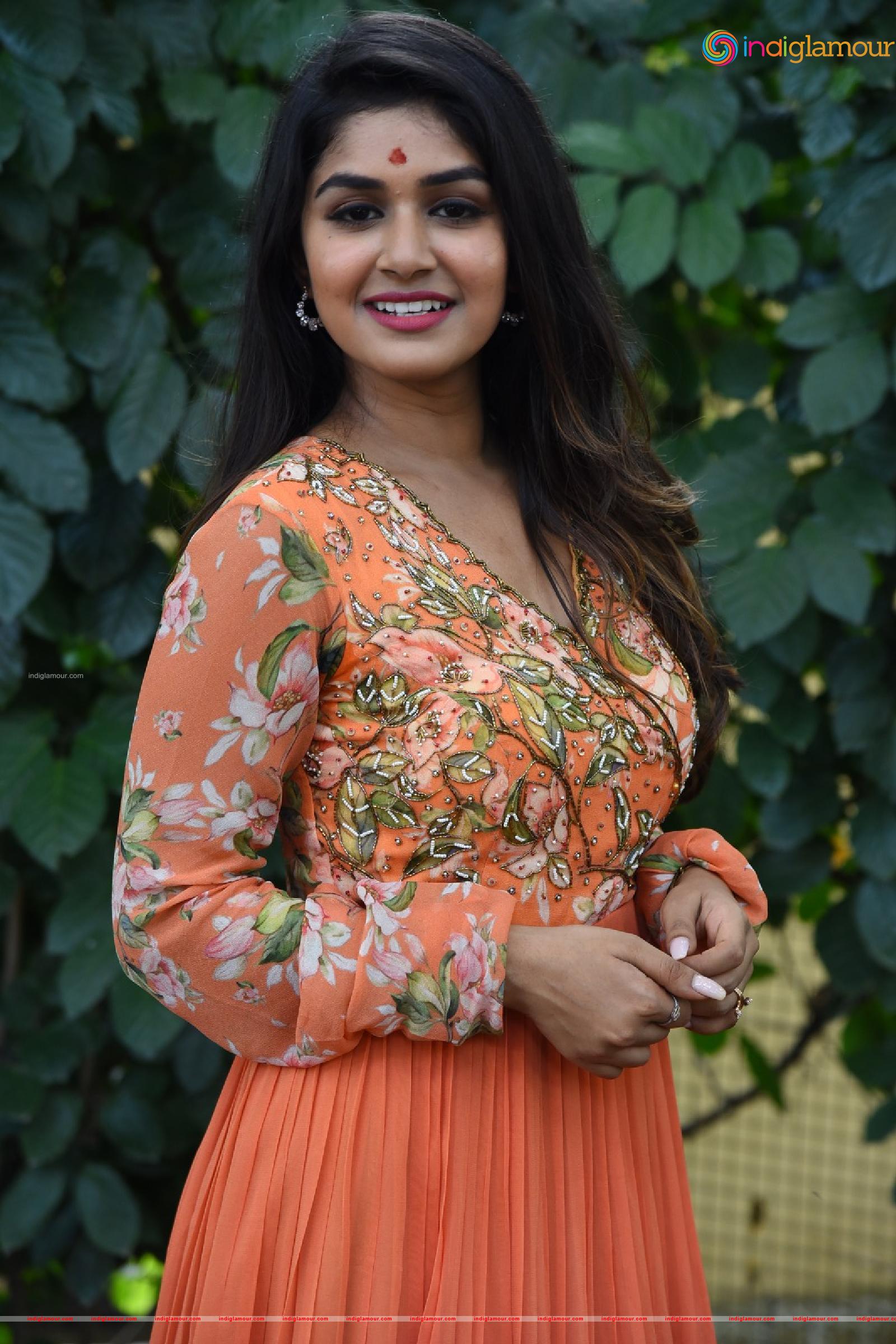 Sanjana Anand Actress hd photo