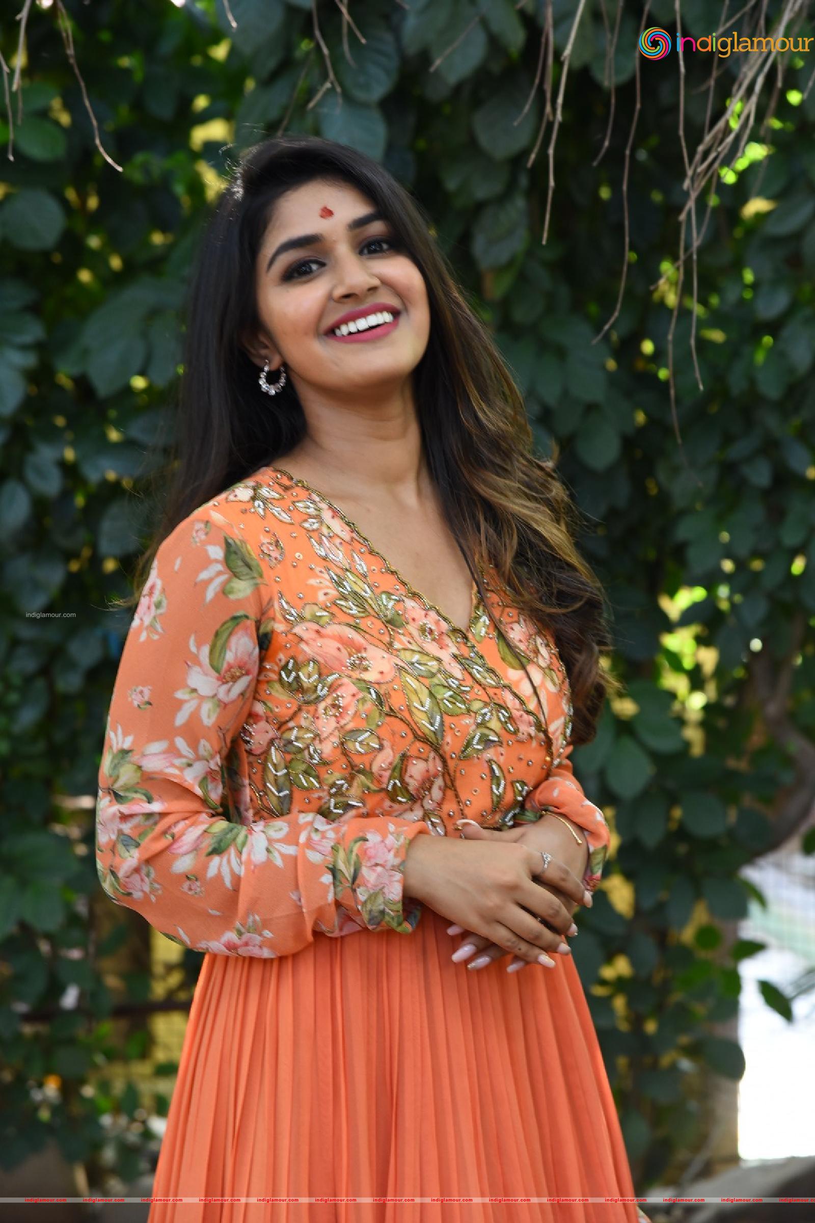 Sanjana Anand Actress hd photo