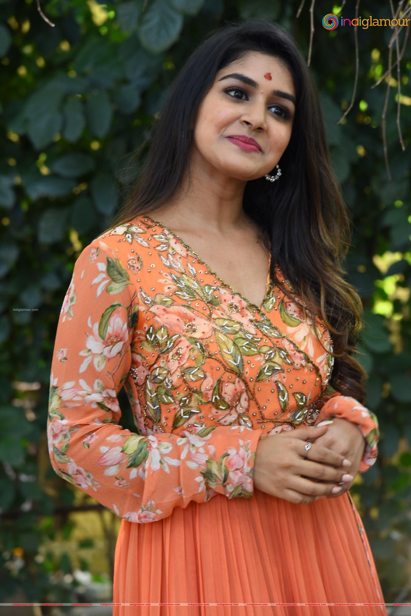 Sanjana Anand Actress hd photo