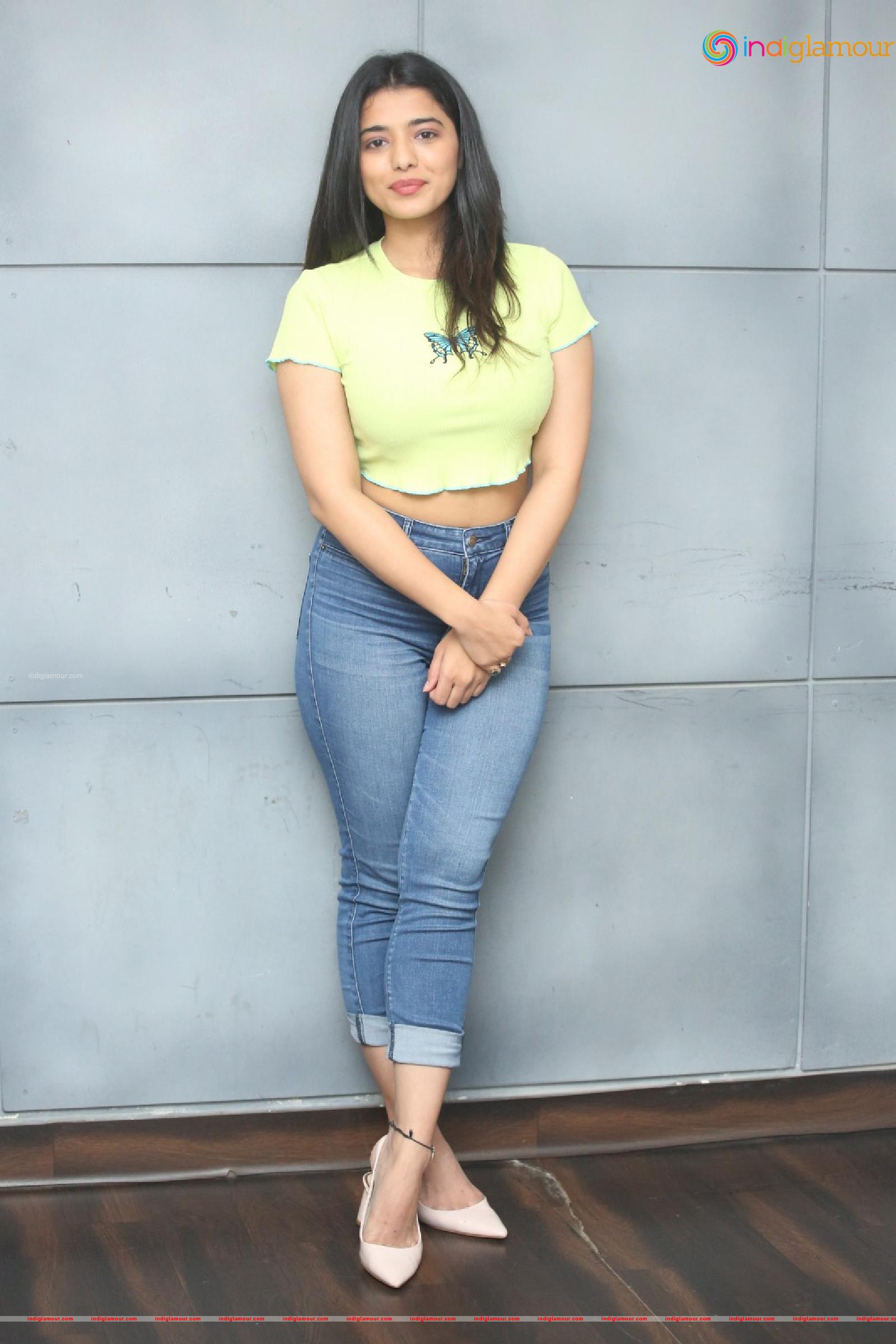 Ketika Sharma Actress hd photo