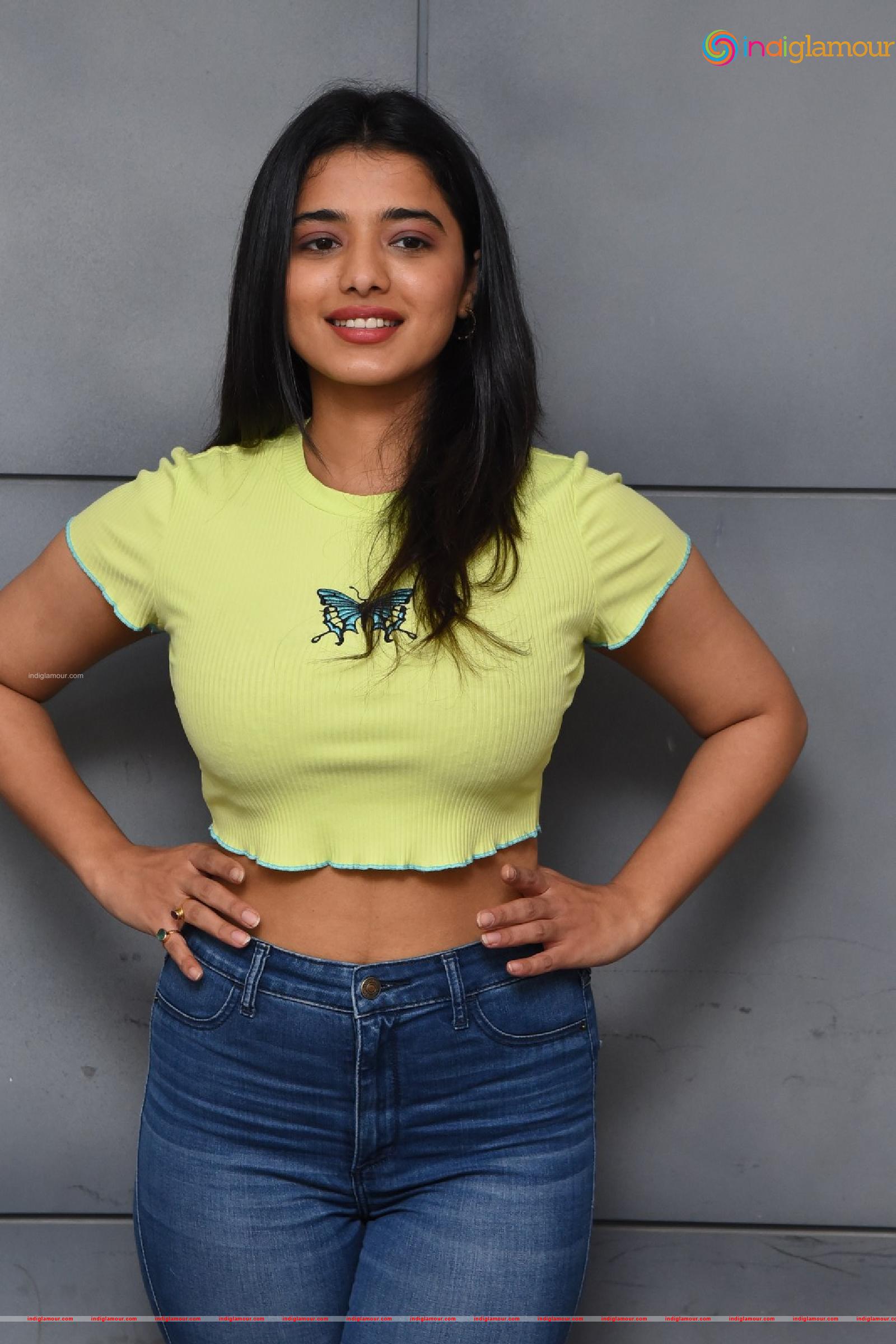Ketika Sharma Actress hd photo