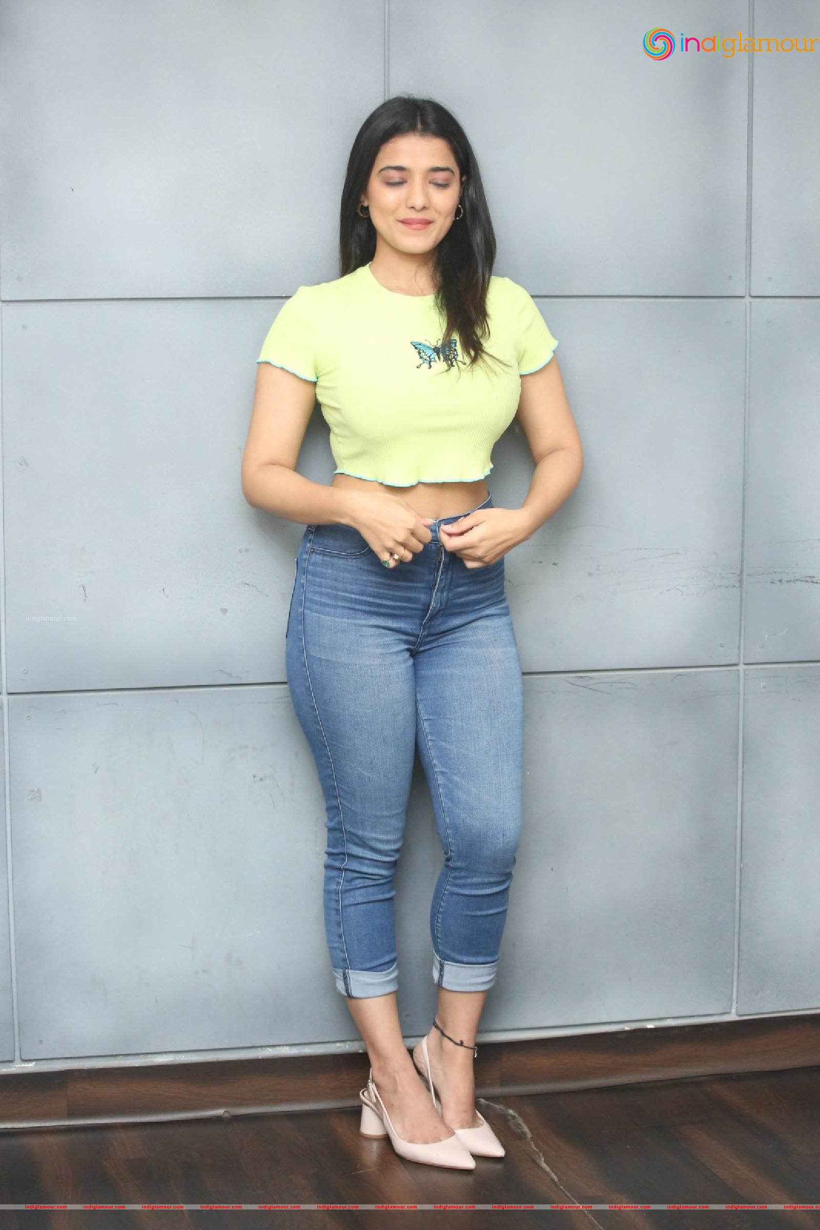 Ketika Sharma Actress hd photo