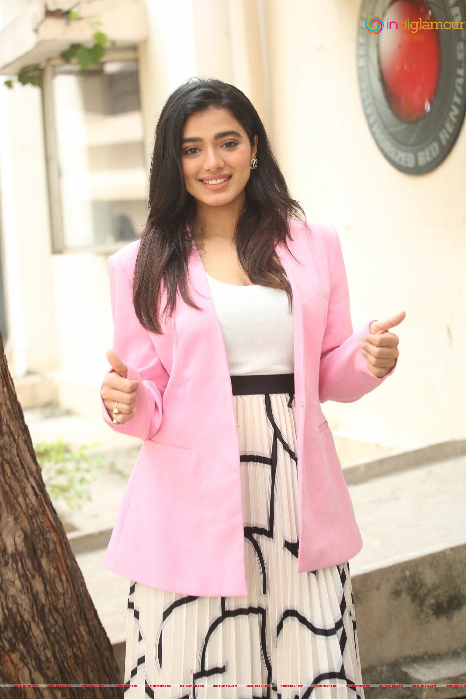 Ketika Sharma Actress hd photo