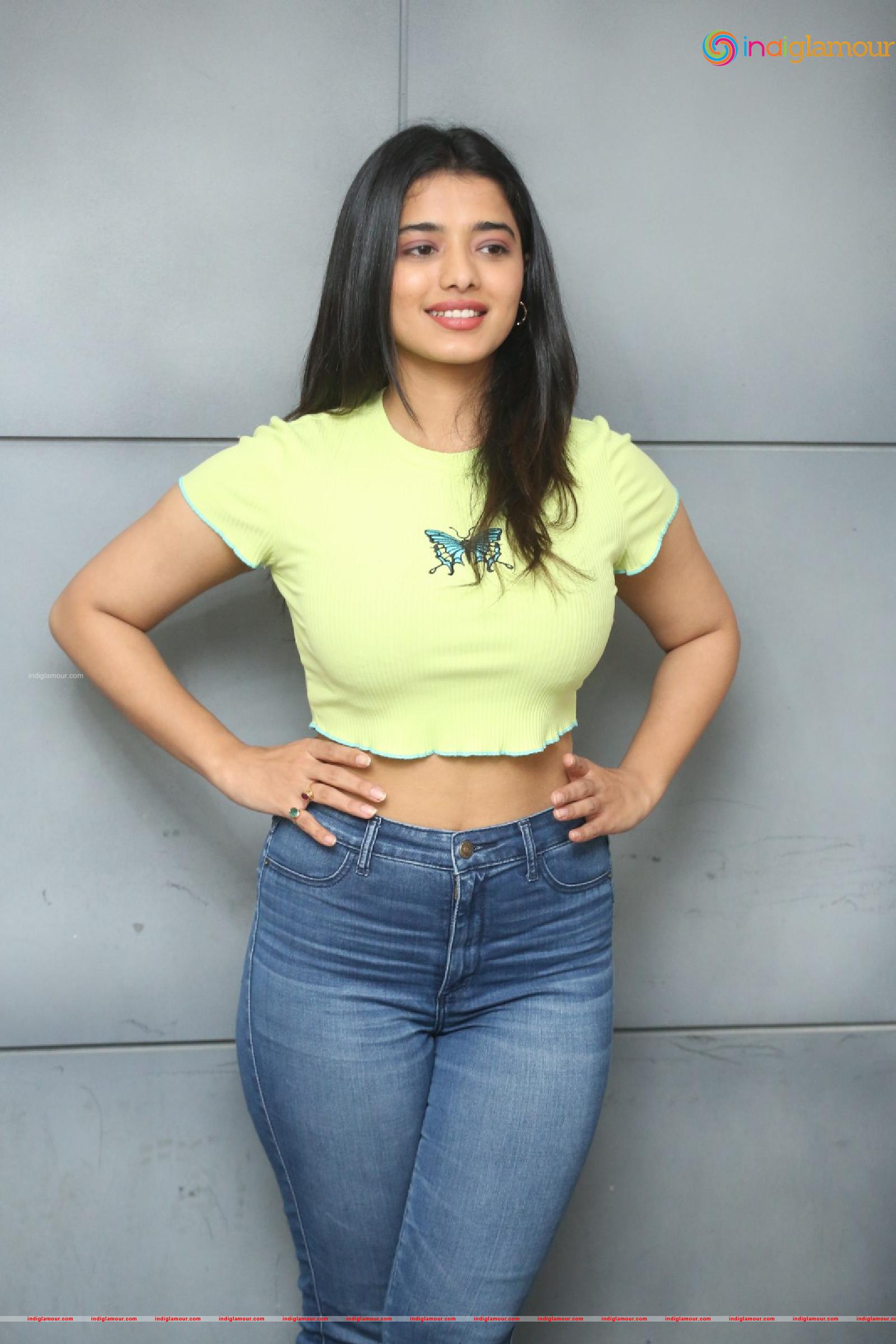 Ketika Sharma Actress hd photo