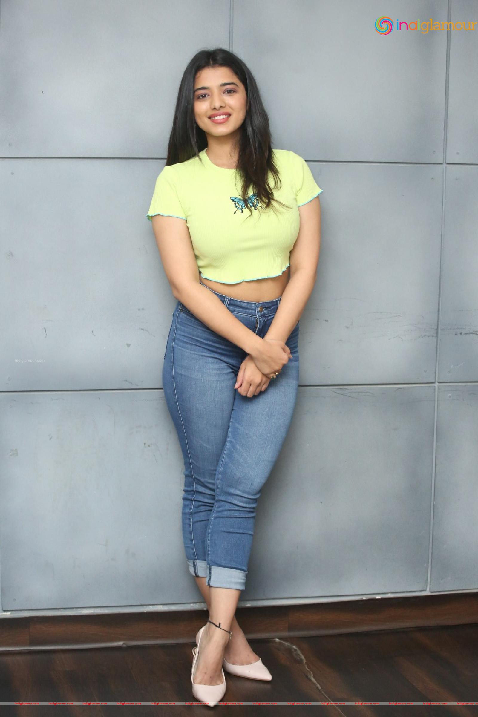 Ketika Sharma Actress hd photo