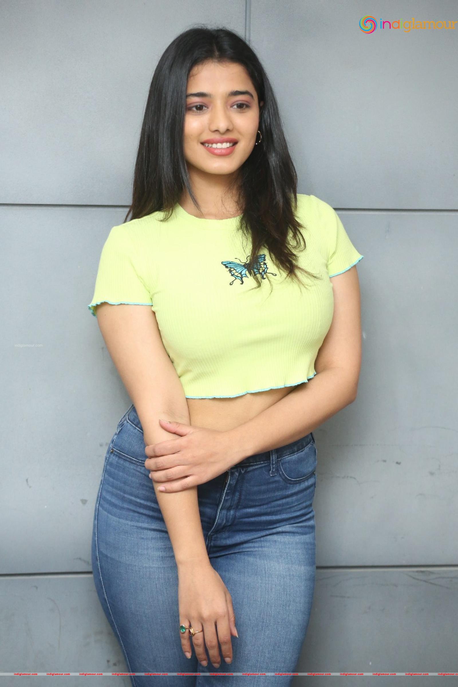 Ketika Sharma Actress hd photo