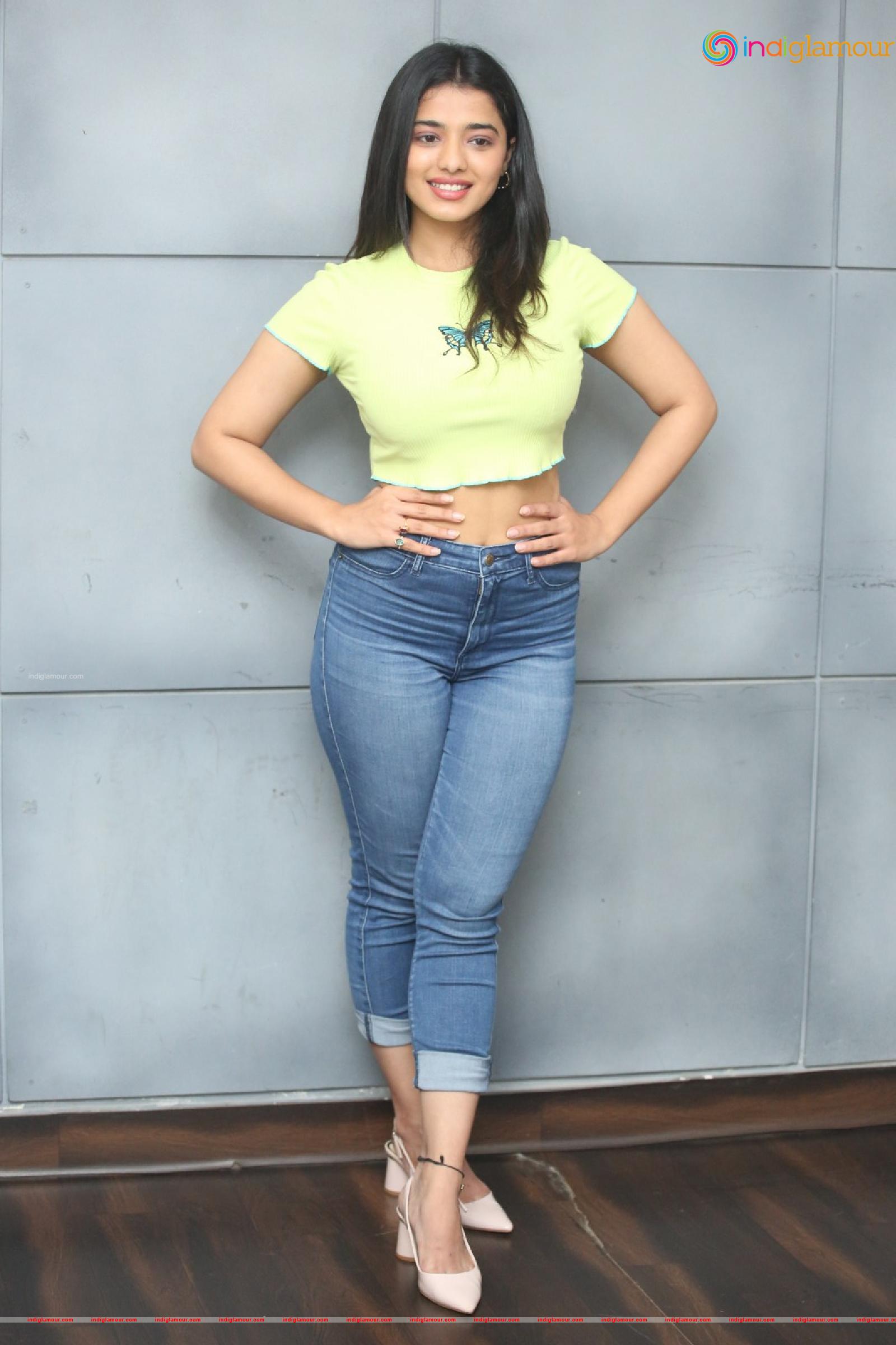 Ketika Sharma Actress hd photo