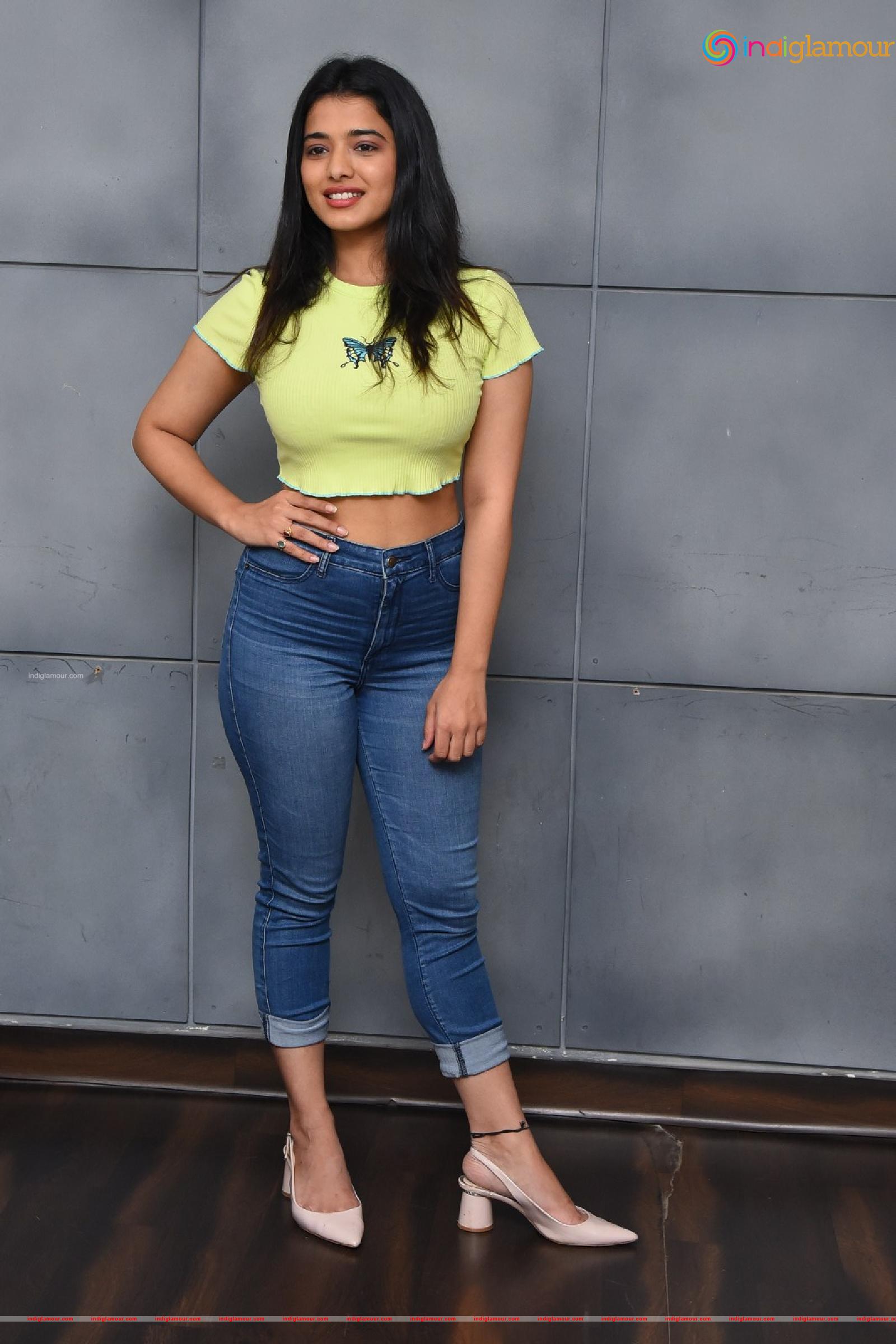Ketika Sharma Actress hd photo