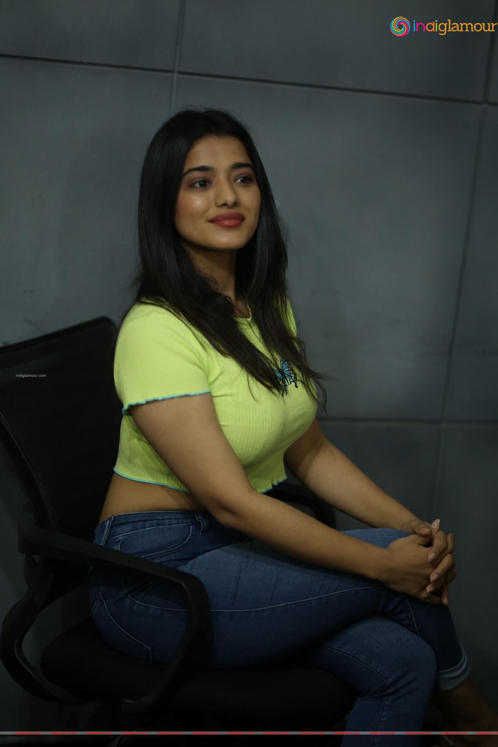 Ketika Sharma Actress hd photo