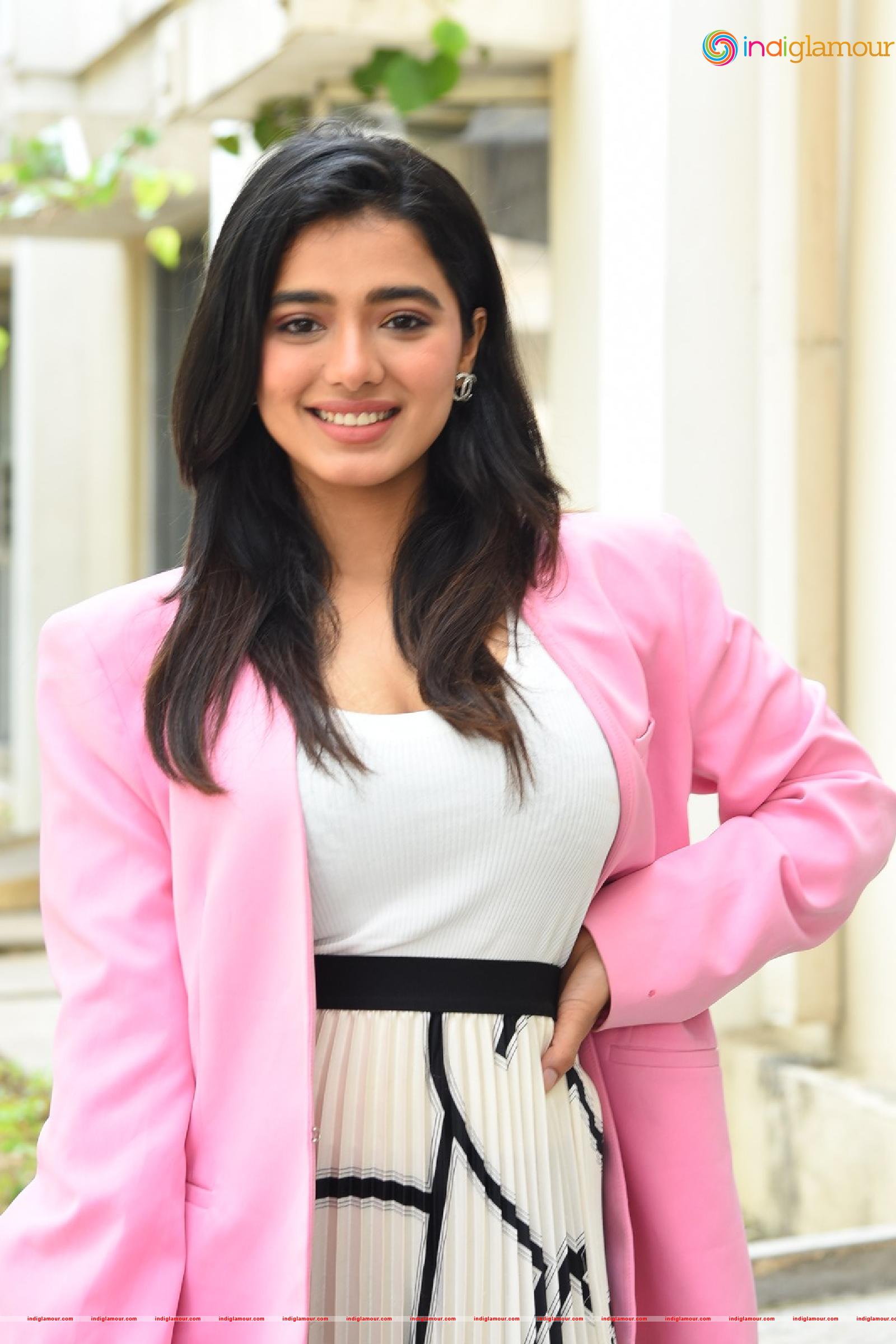 Ketika Sharma Actress hd photo