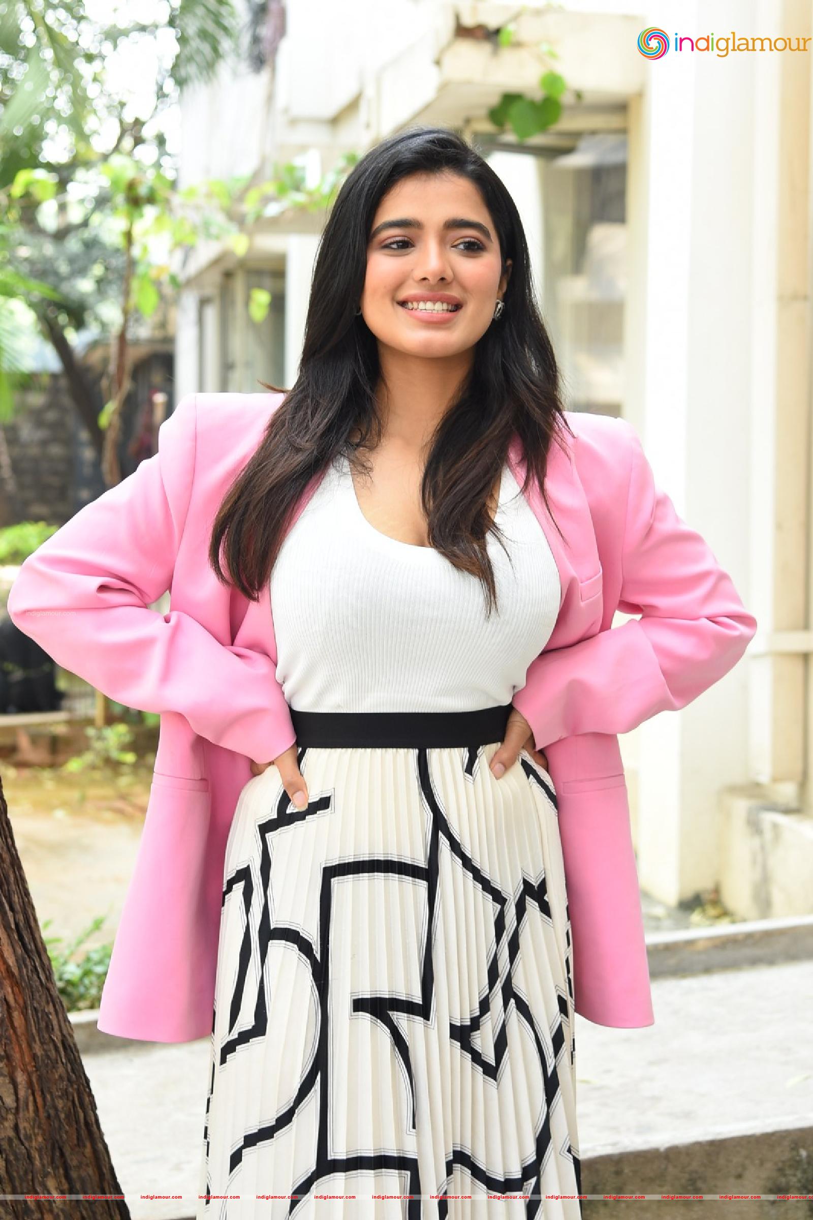 Ketika Sharma Actress hd photo