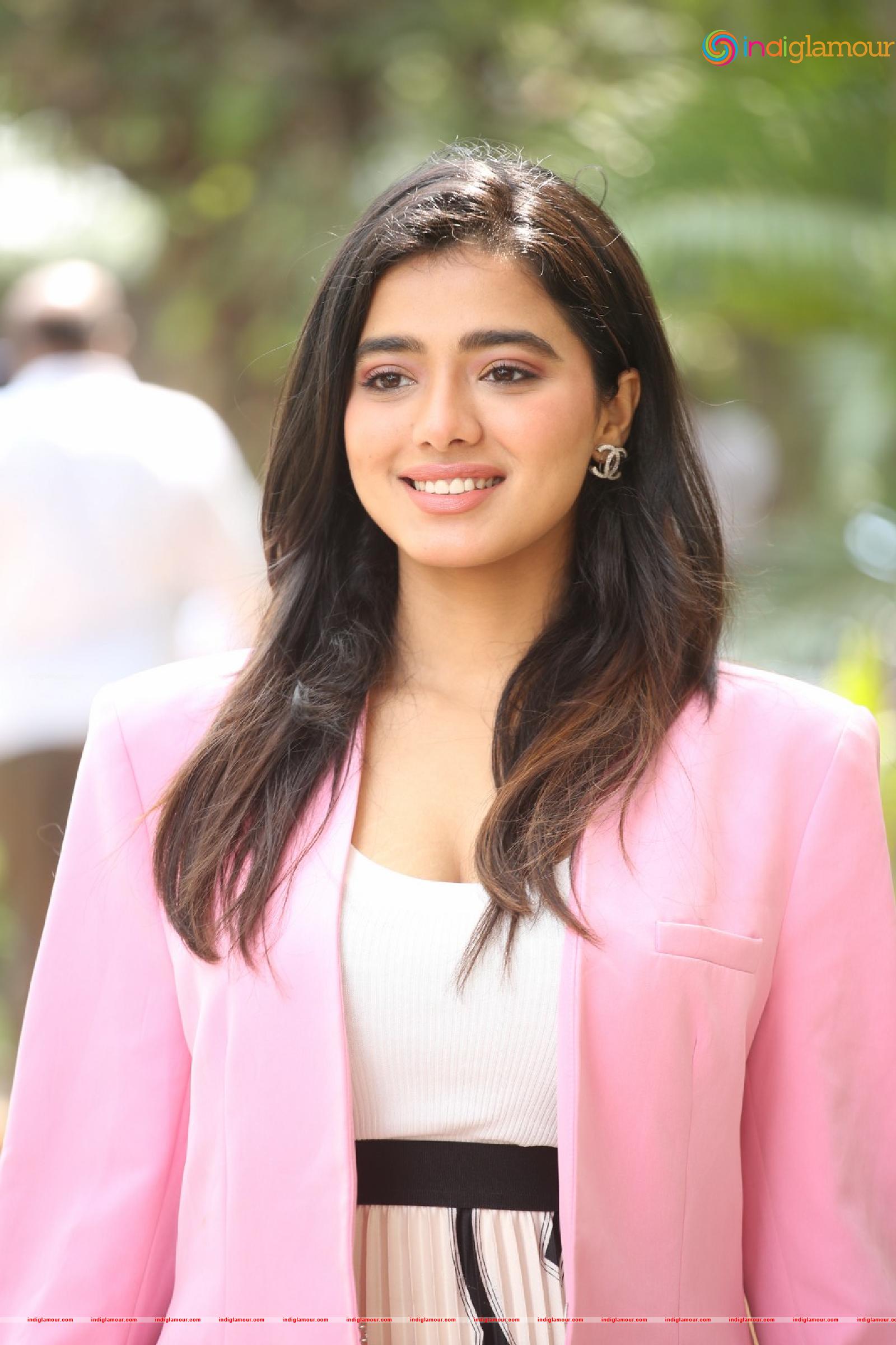 Ketika Sharma Actress hd photo