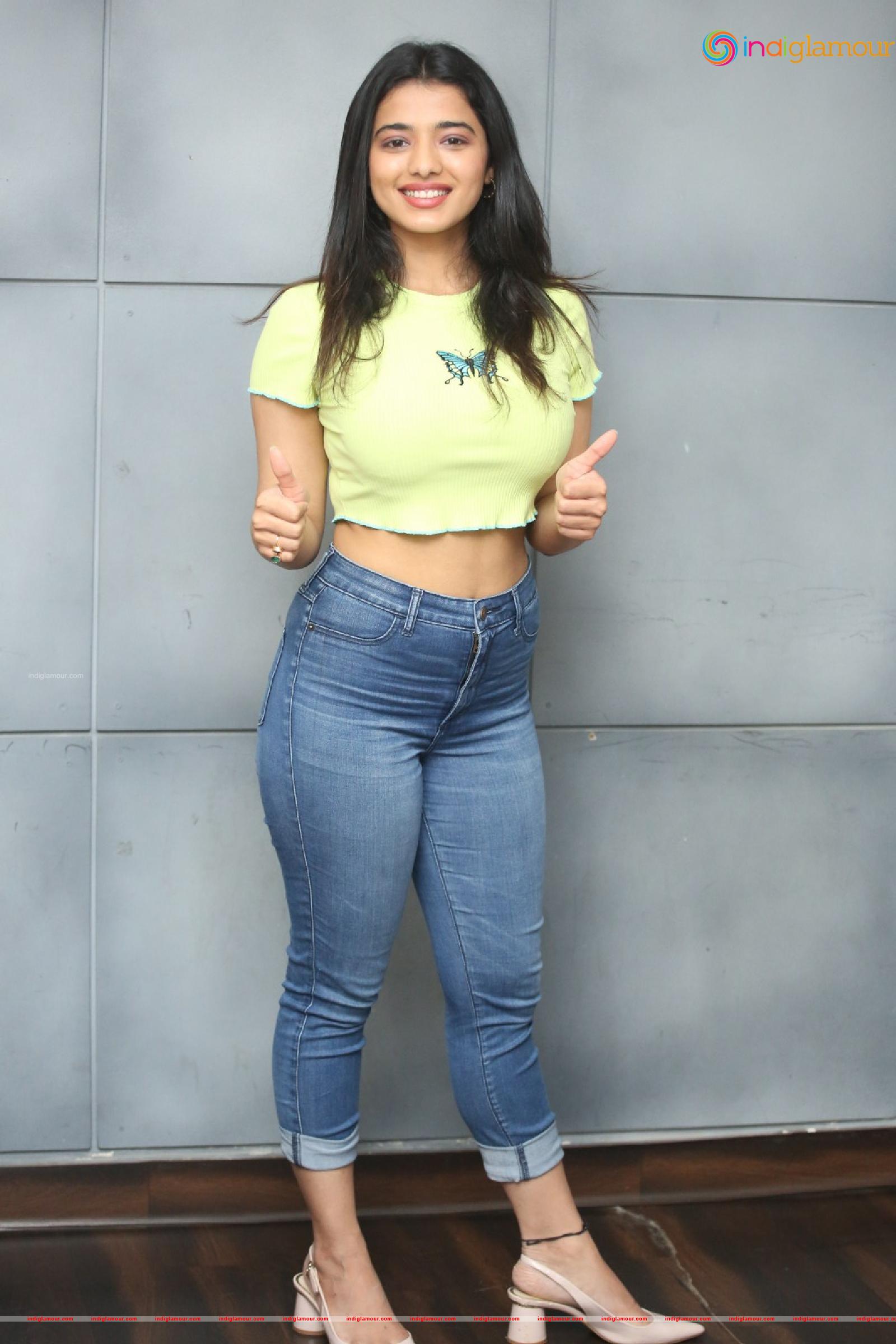Ketika Sharma Actress hd photo