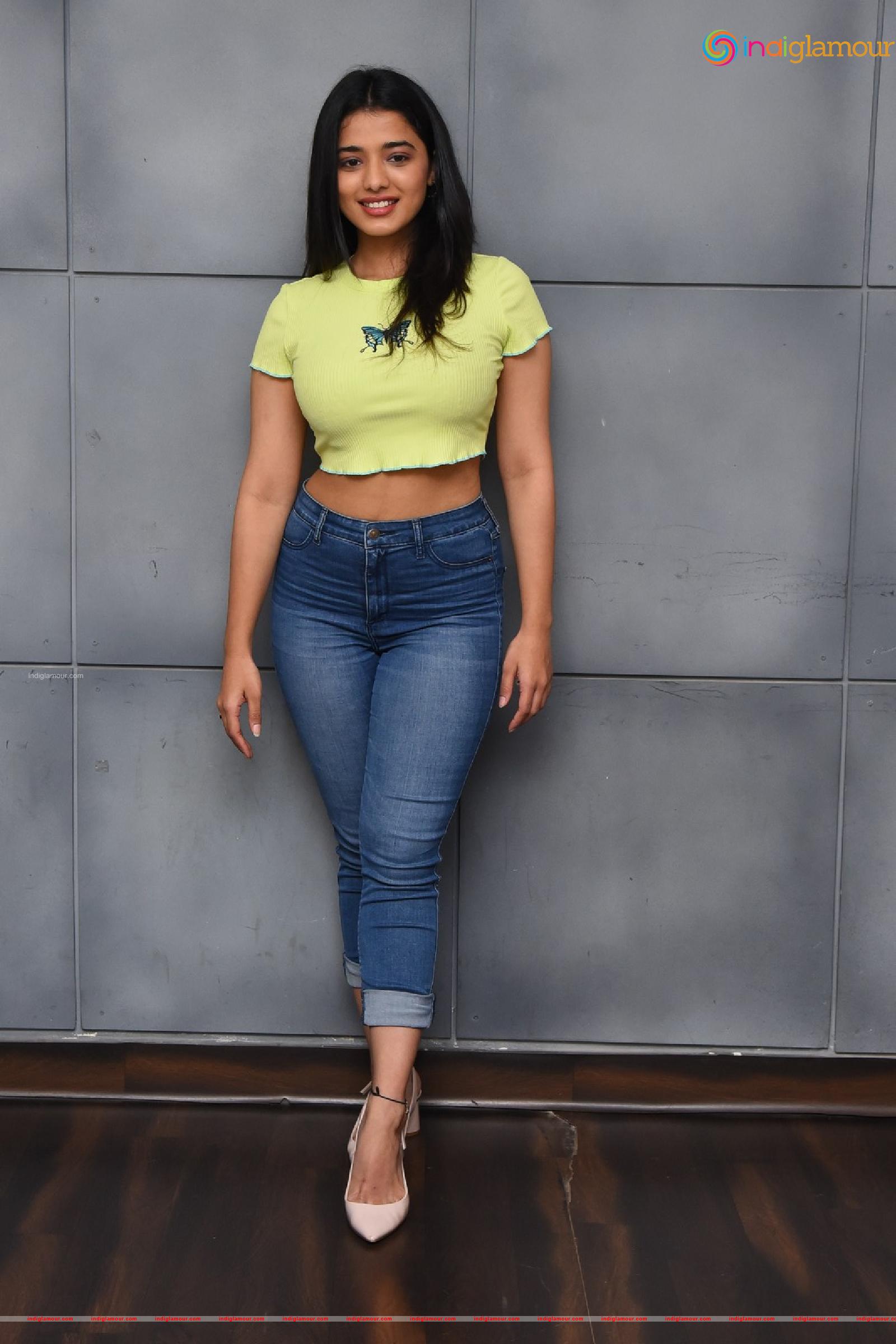 Ketika Sharma Actress hd photo