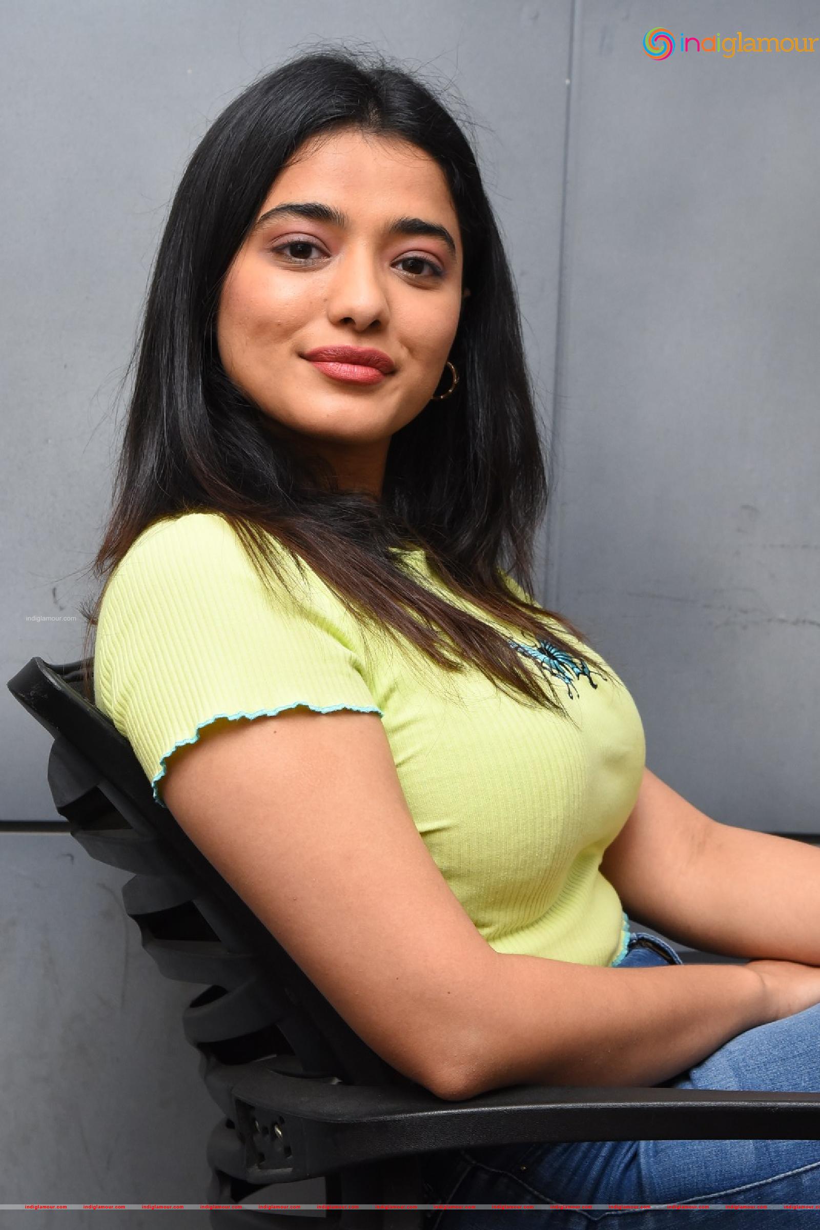 Ketika Sharma Actress hd photo