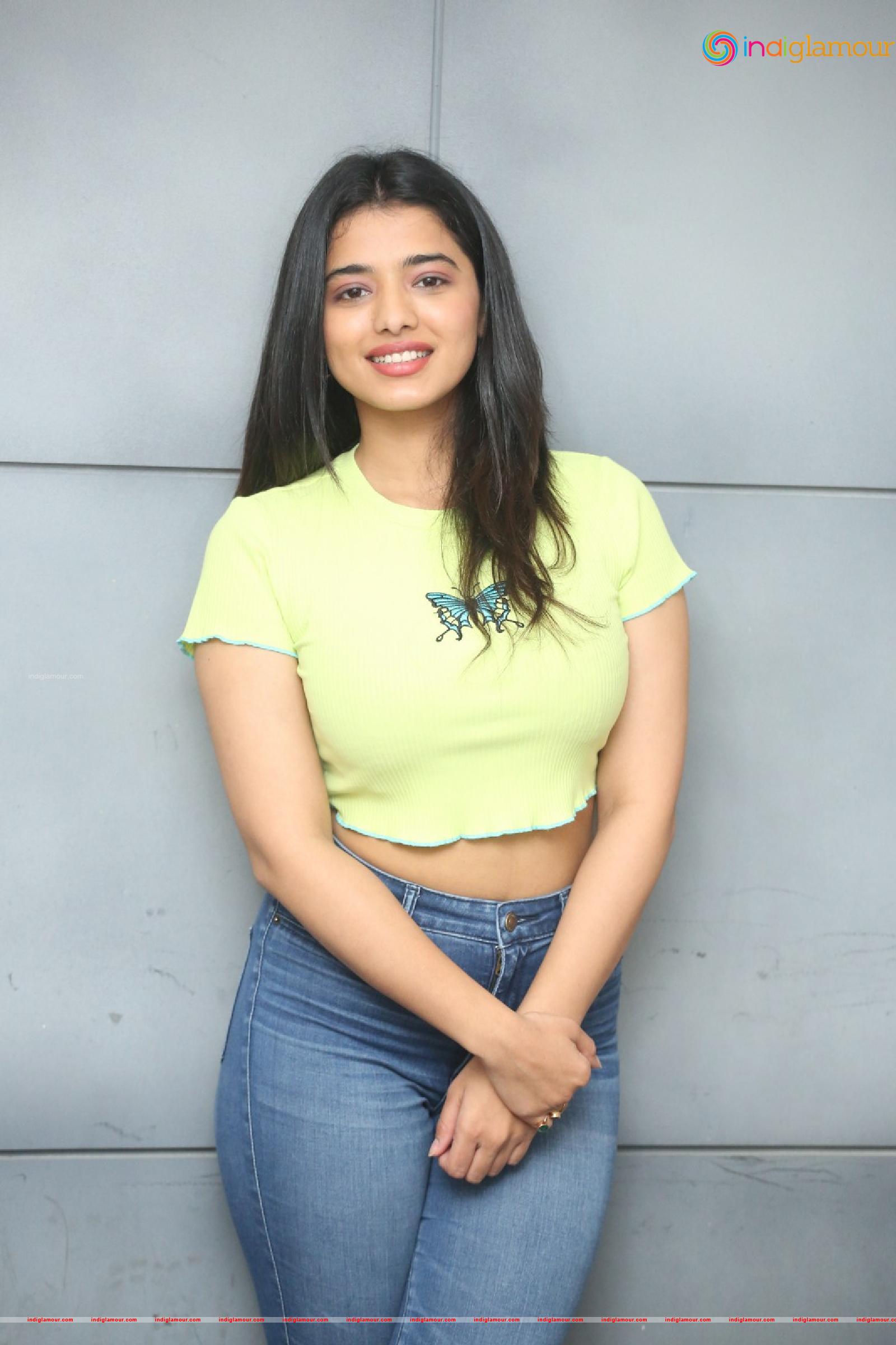Ketika Sharma Actress hd photo