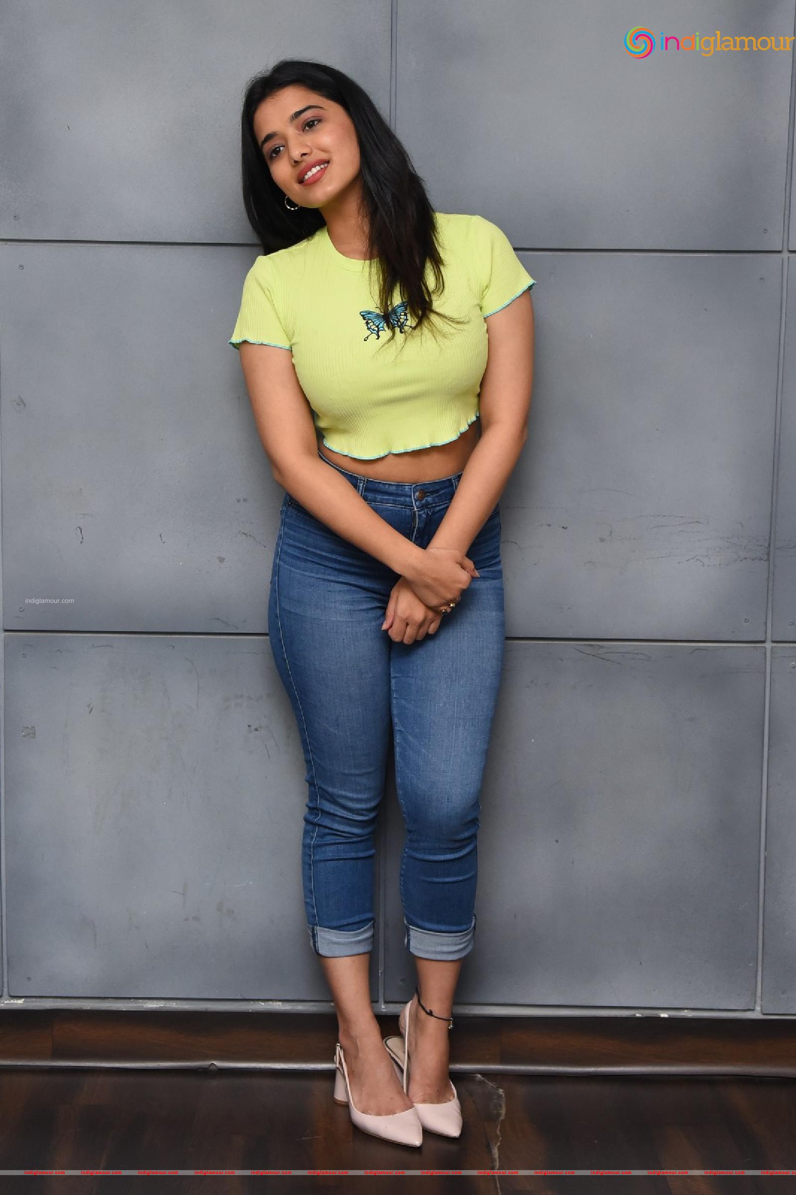 Ketika Sharma Actress hd photo