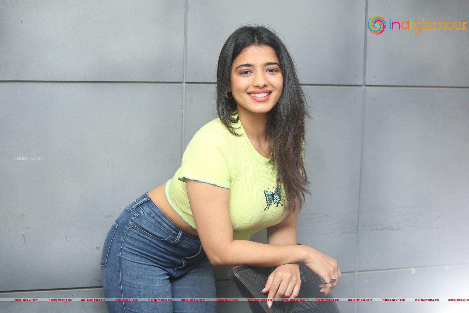 Ketika Sharma Actress hd photo