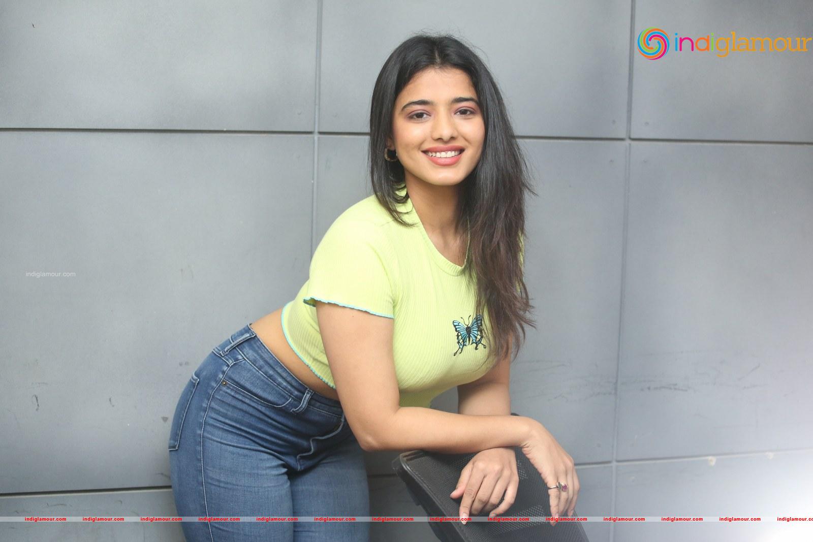 Ketika Sharma Actress hd photo