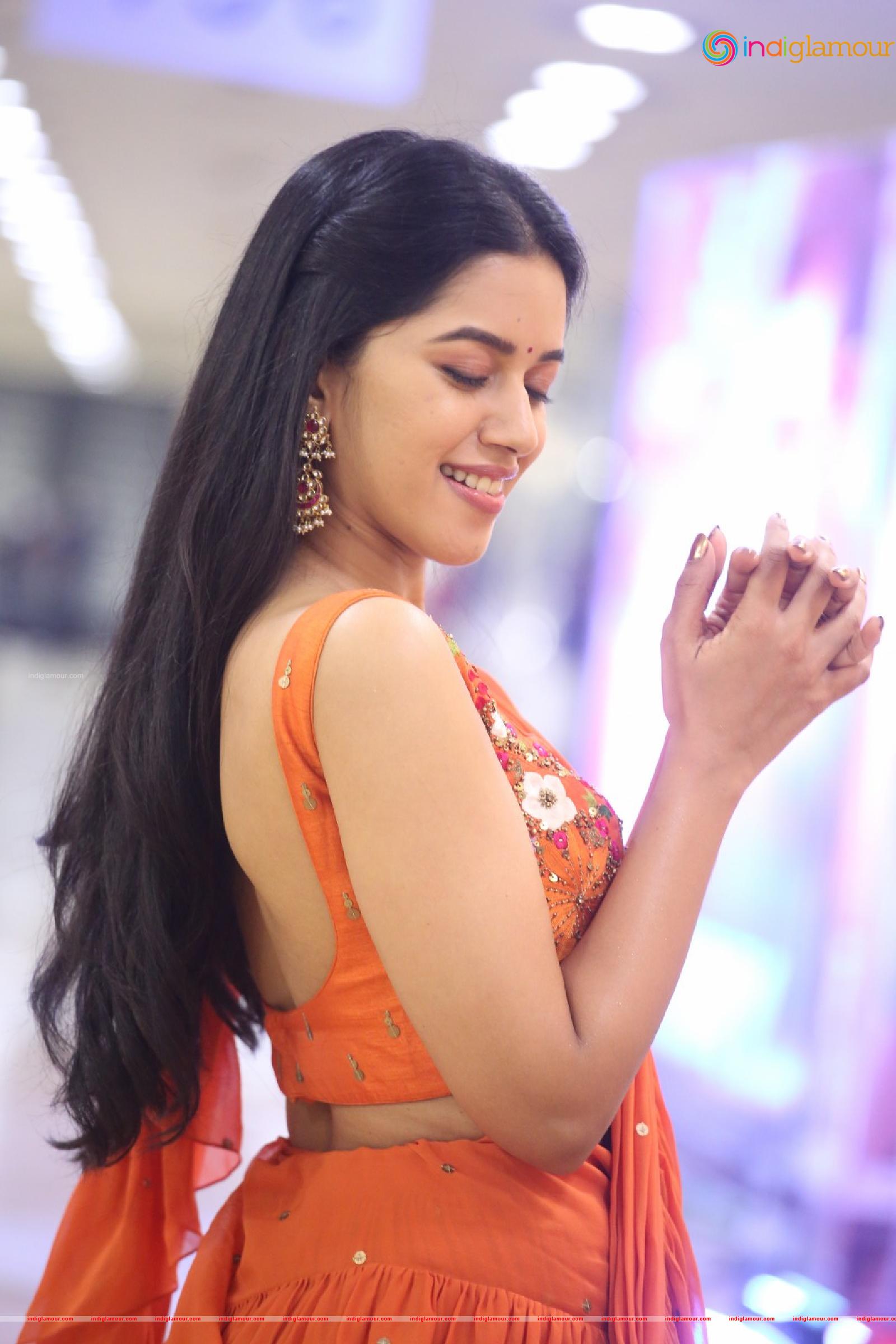 Mirnalini Ravi Actress hd photo