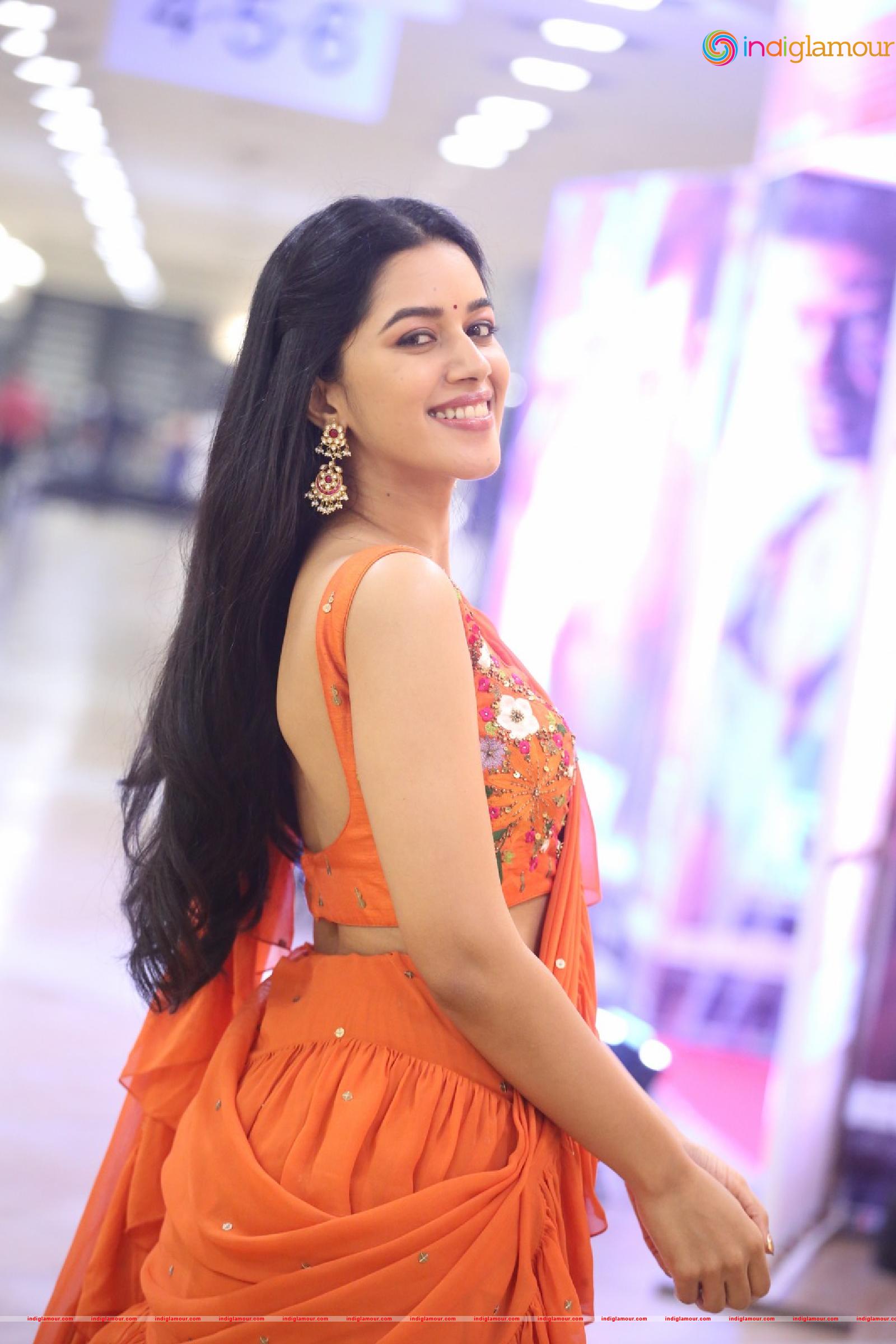 Mirnalini Ravi Actress hd photo