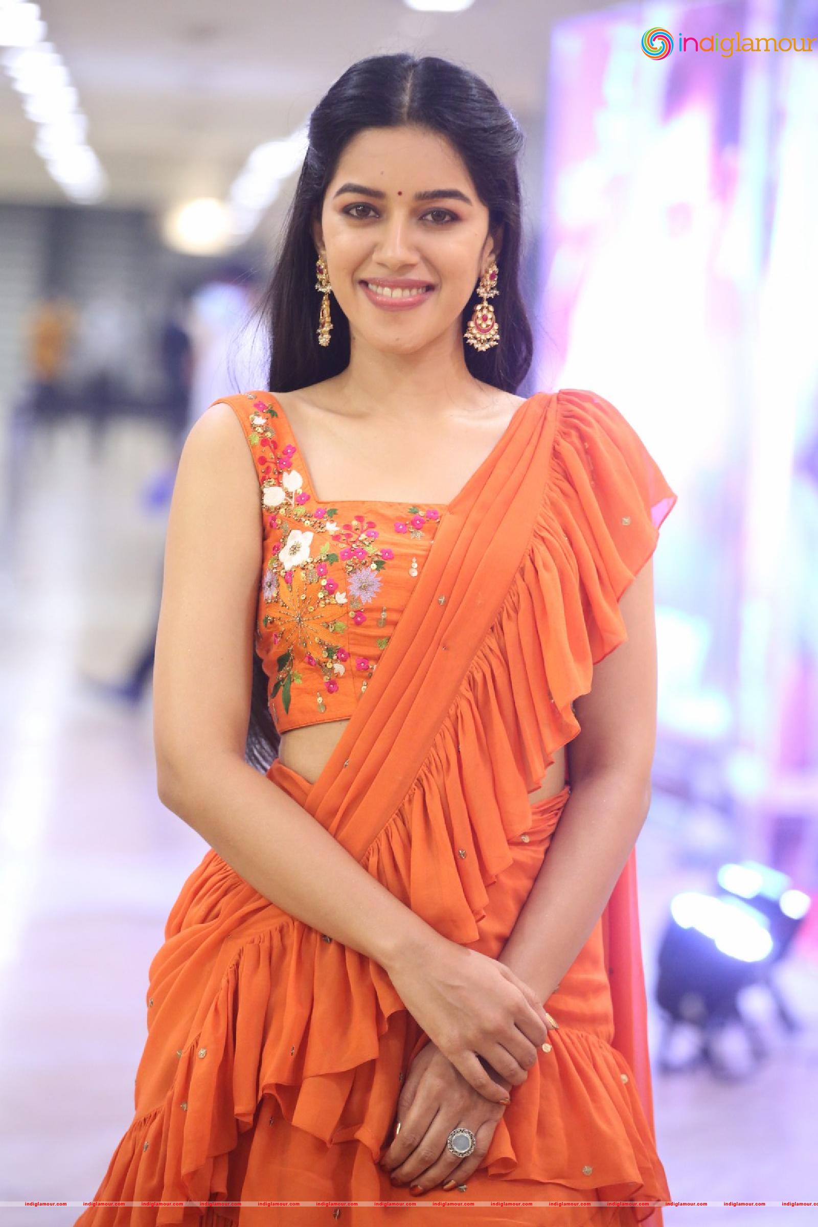 Mirnalini Ravi Actress hd photo