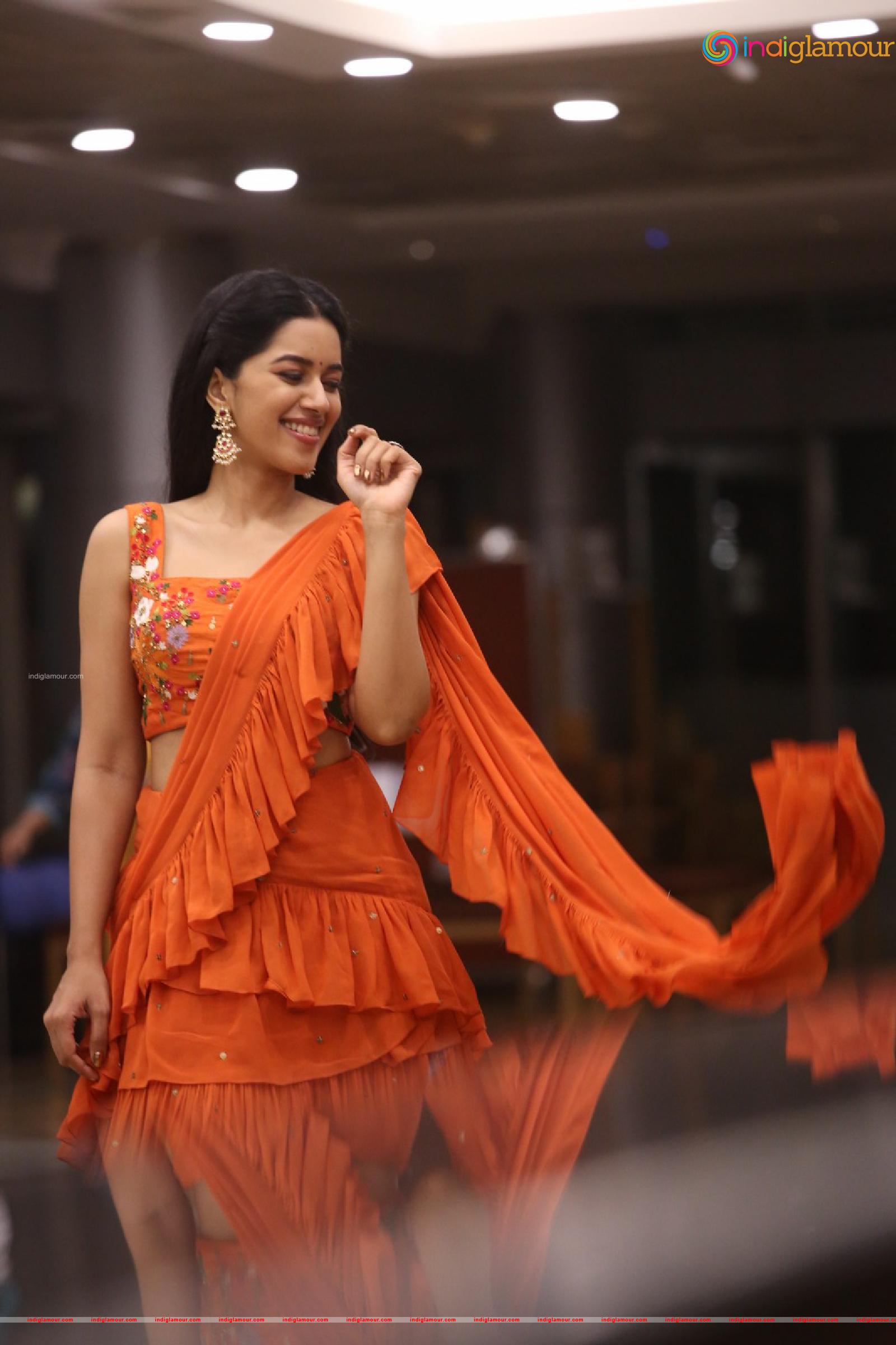 Mirnalini Ravi Actress hd photo