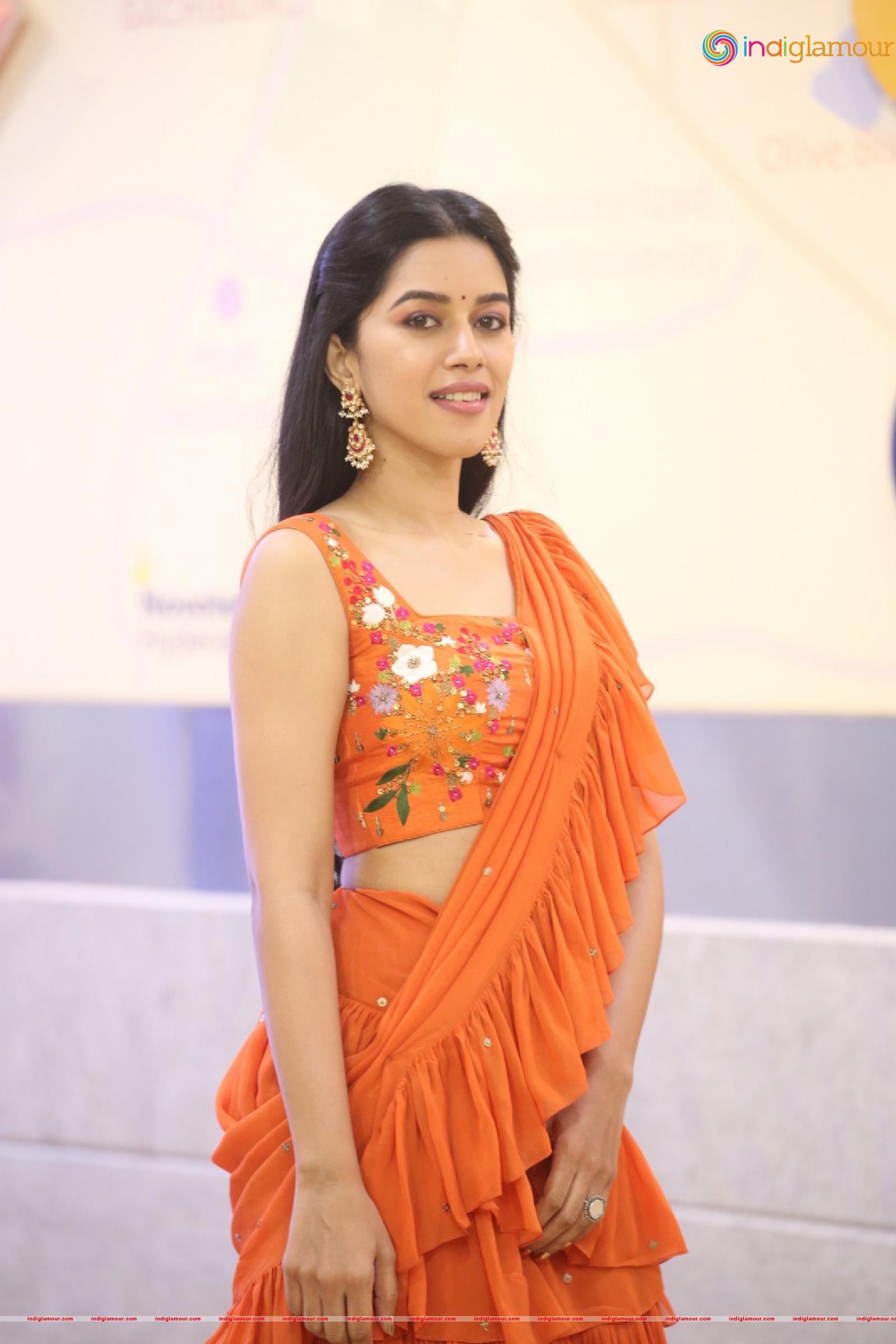 Mirnalini Ravi Actress hd photo
