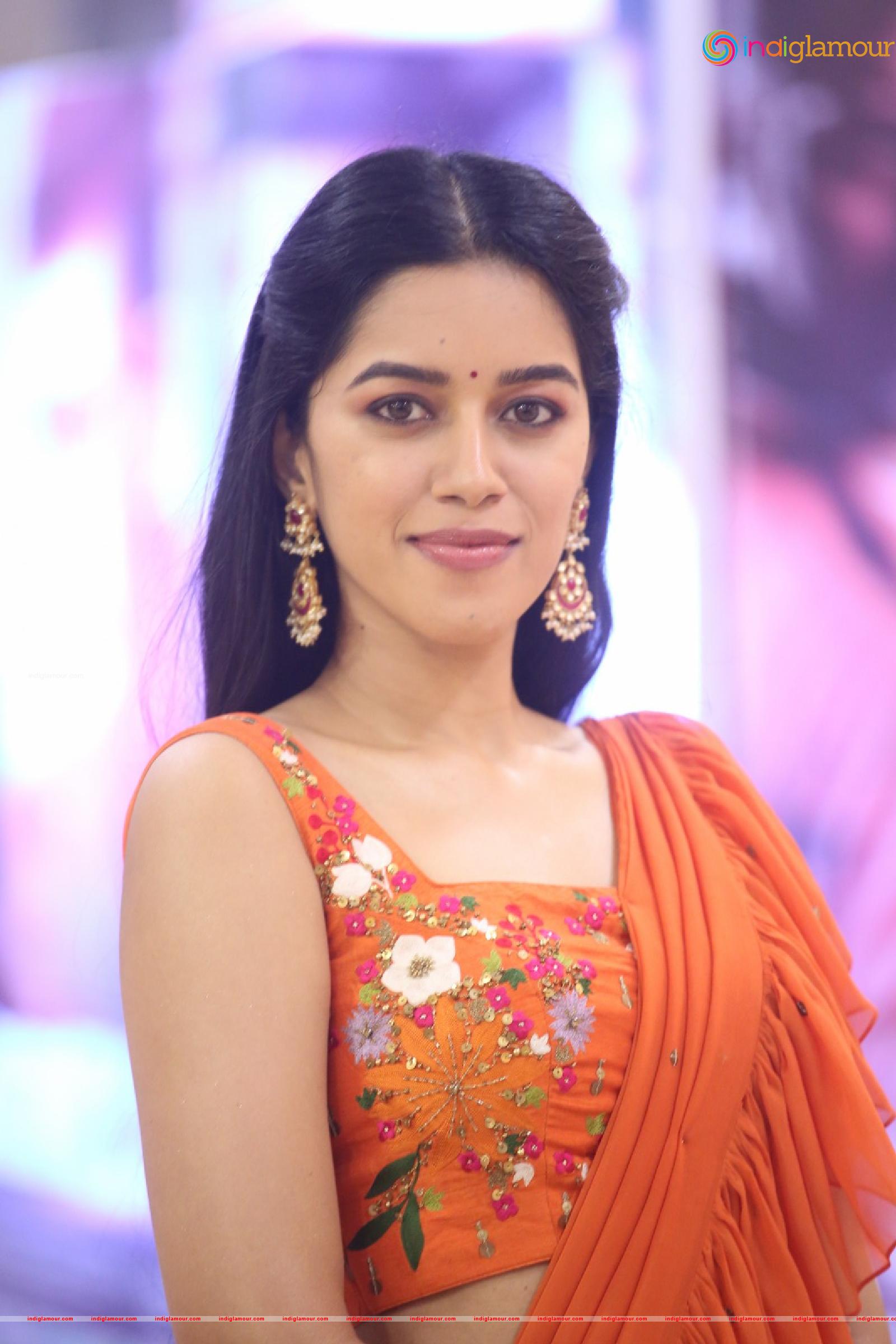 Mirnalini Ravi Actress hd photo