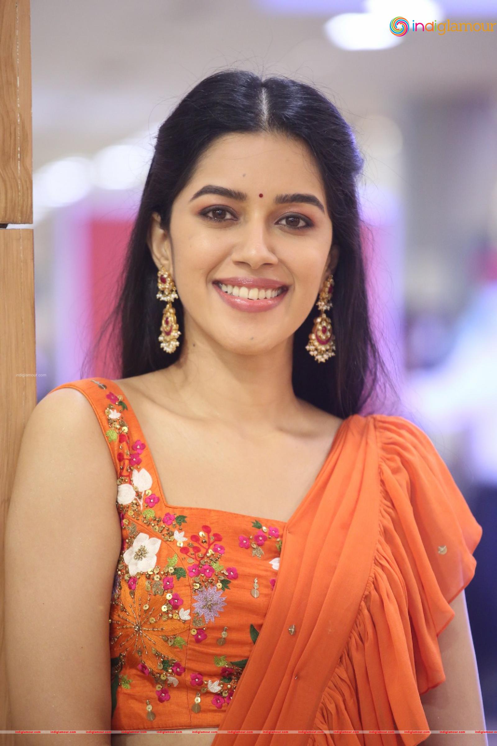 Mirnalini Ravi Actress hd photo