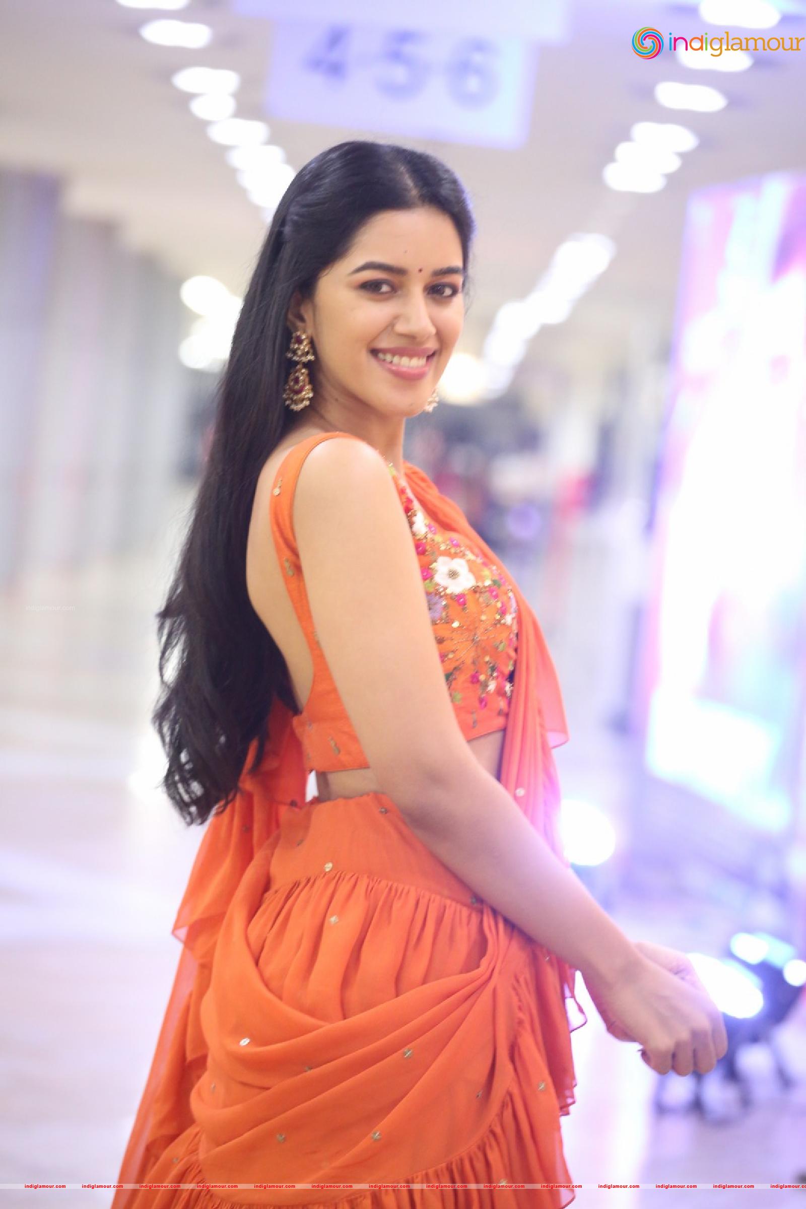 Mirnalini Ravi Actress hd photo