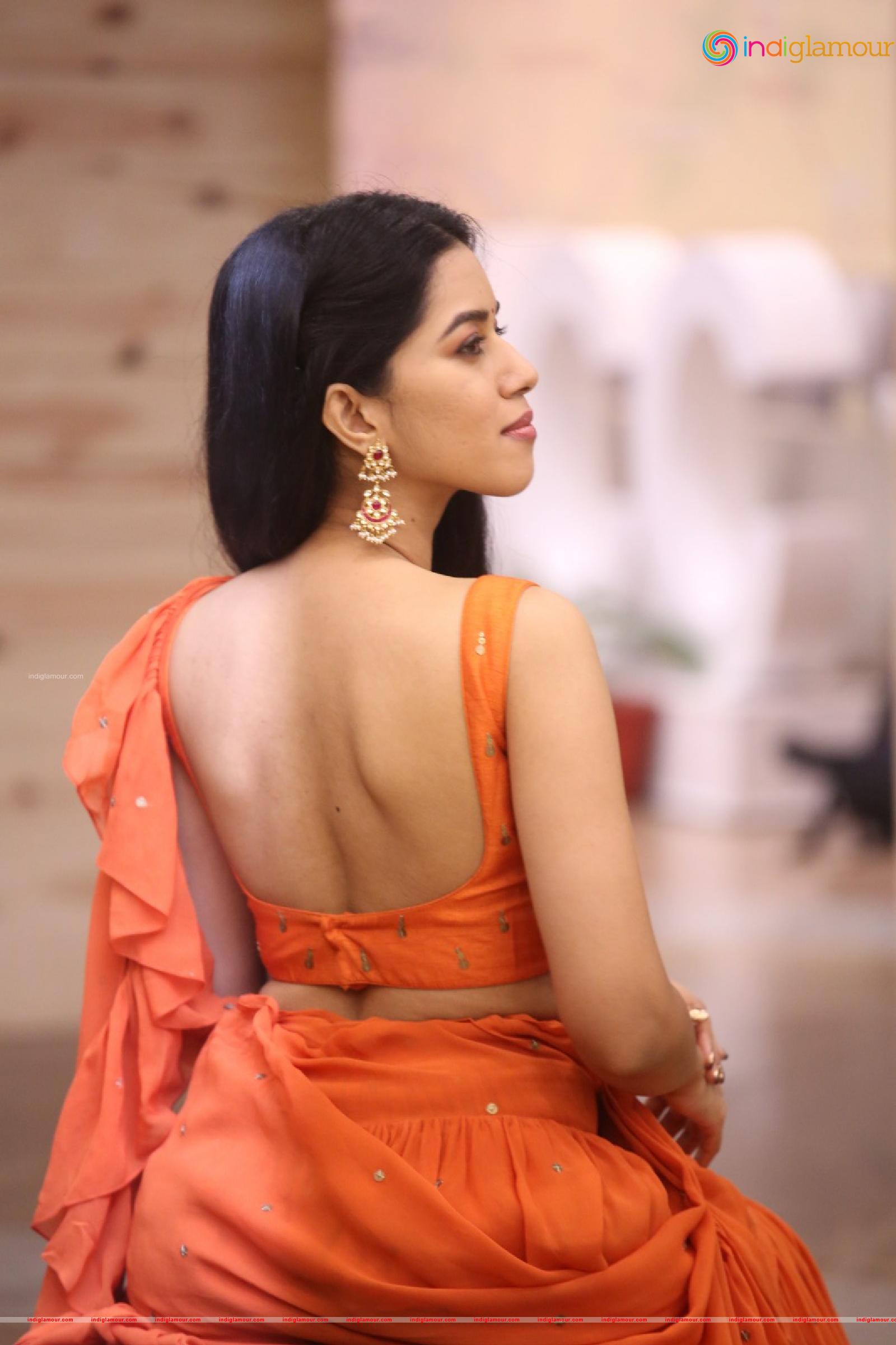Mirnalini Ravi Actress hd photo