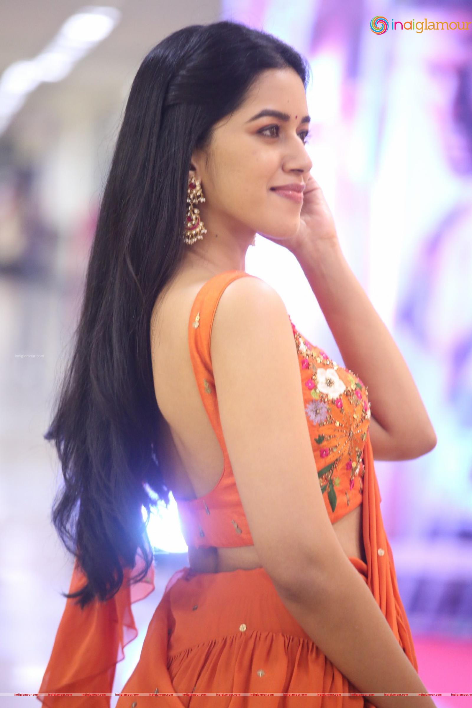Mirnalini Ravi Actress hd photo
