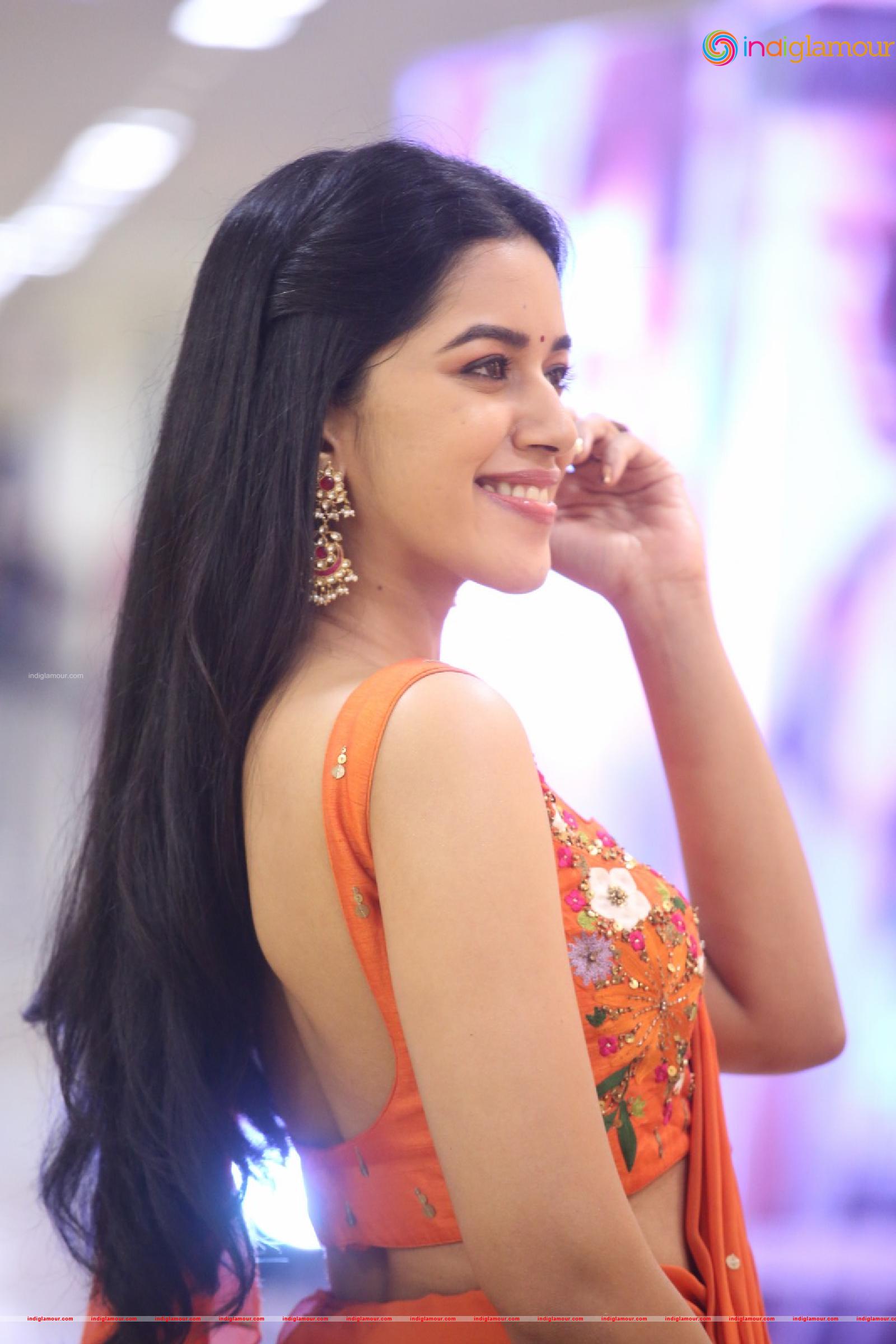 Mirnalini Ravi Actress hd photo