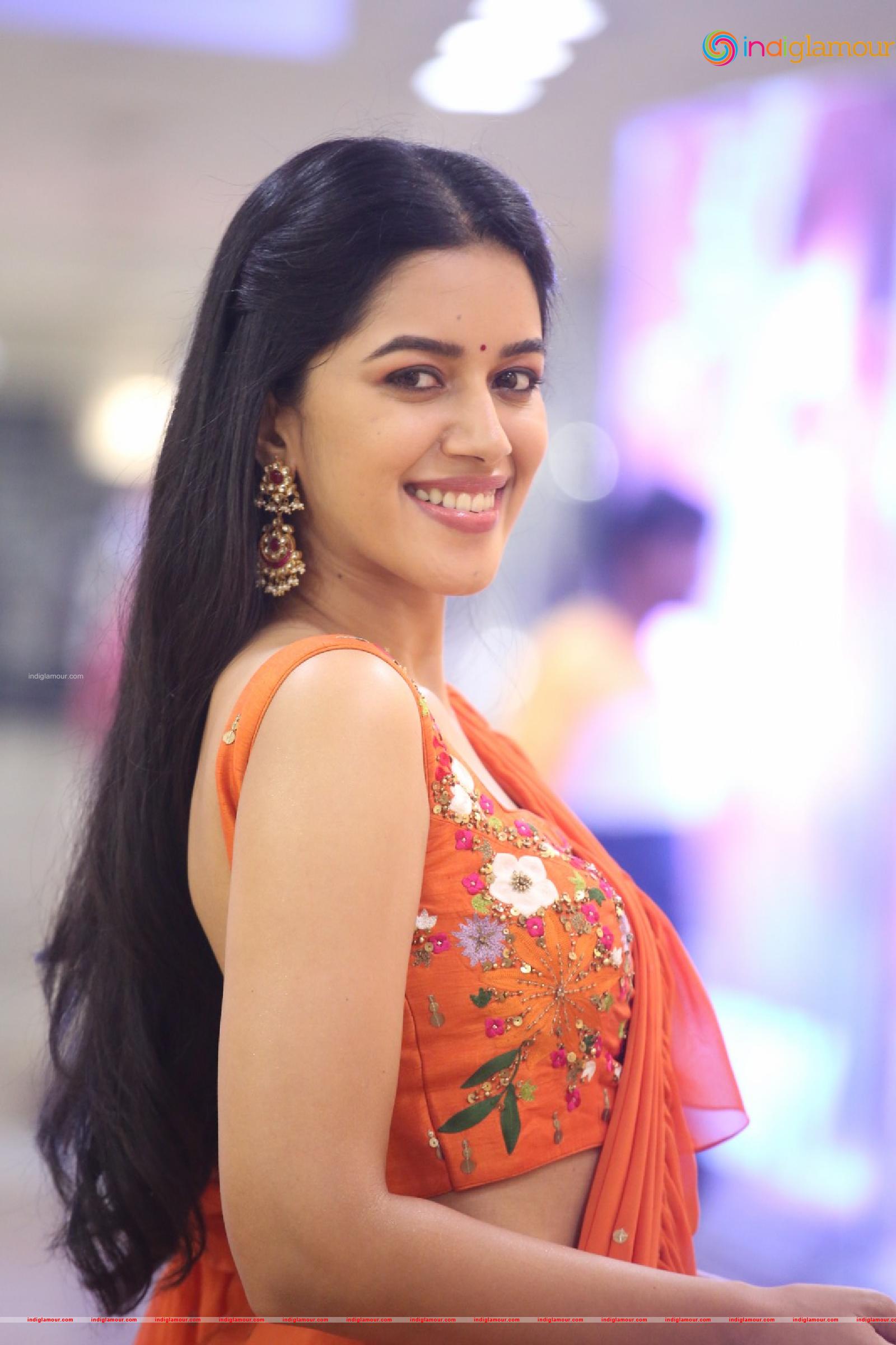 Mirnalini Ravi Actress hd photo