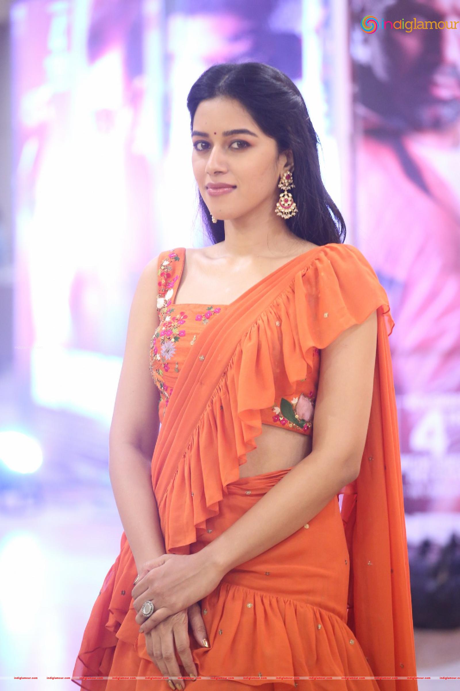Mirnalini Ravi Actress hd photo